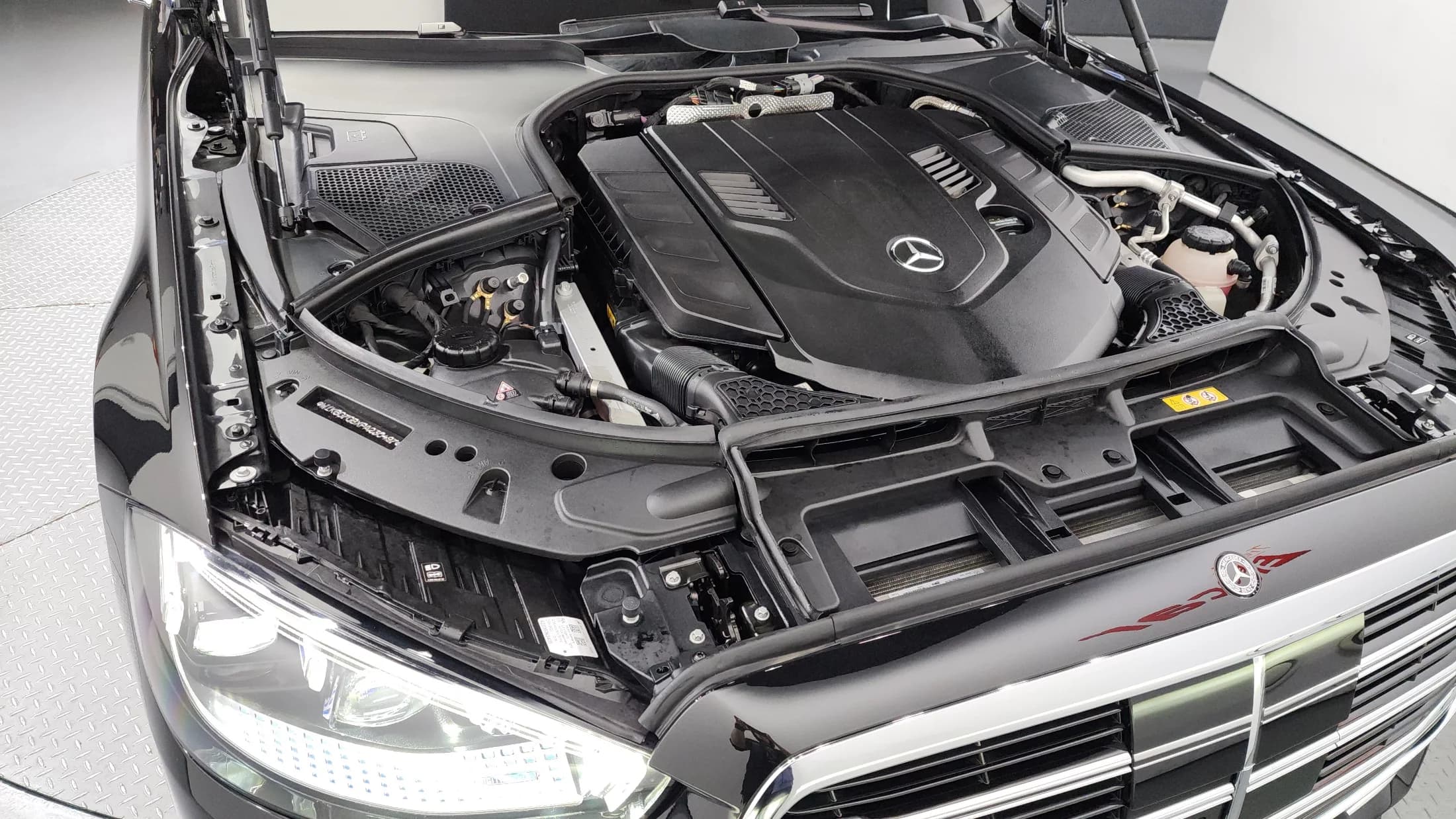 Mercedes-Benz S-Class S580L 4MATIC, 2023 г. 16111 км. — фото 6