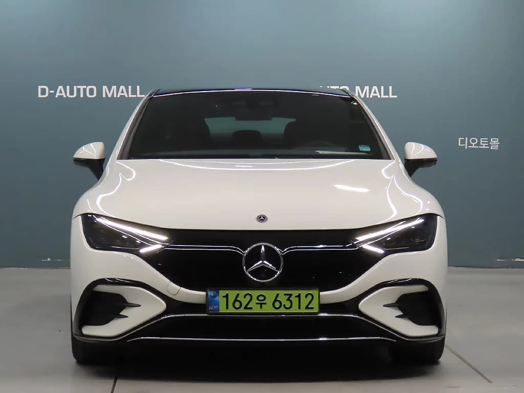 Mercedes-Benz EQE EQE350+, электромобиль, 2024 г. 458 км. — фото 2