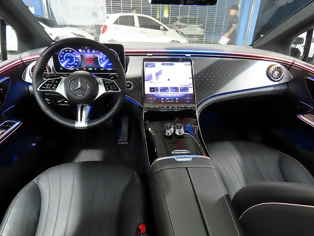 Mercedes-Benz EQE EQE350+, электромобиль, 2024 г. 458 км. — фото 7