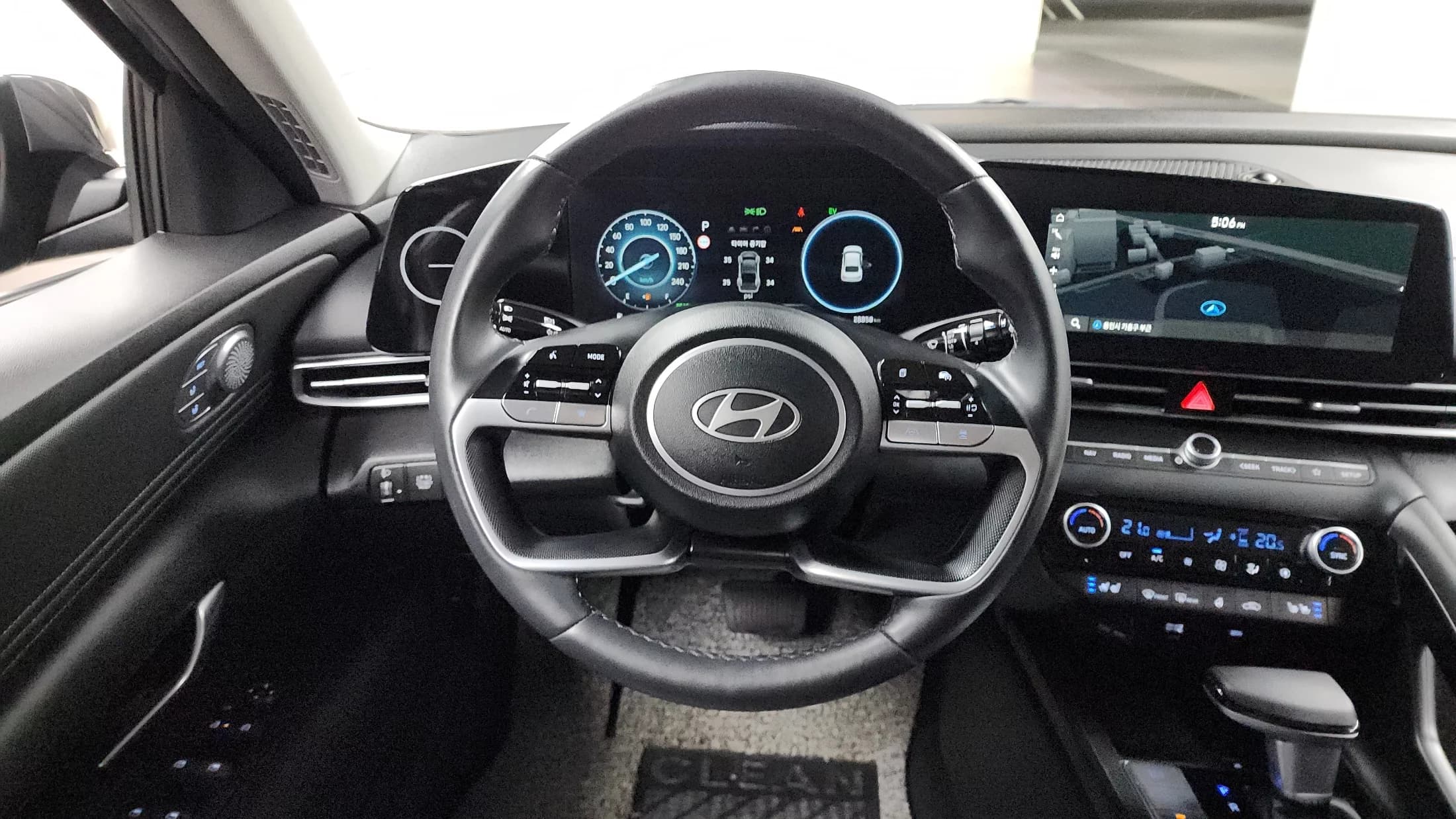 Hyundai AVANTE (Хендай Элантра) Inspiration, гибрид, 2024 г. 29003 км. — фото 13