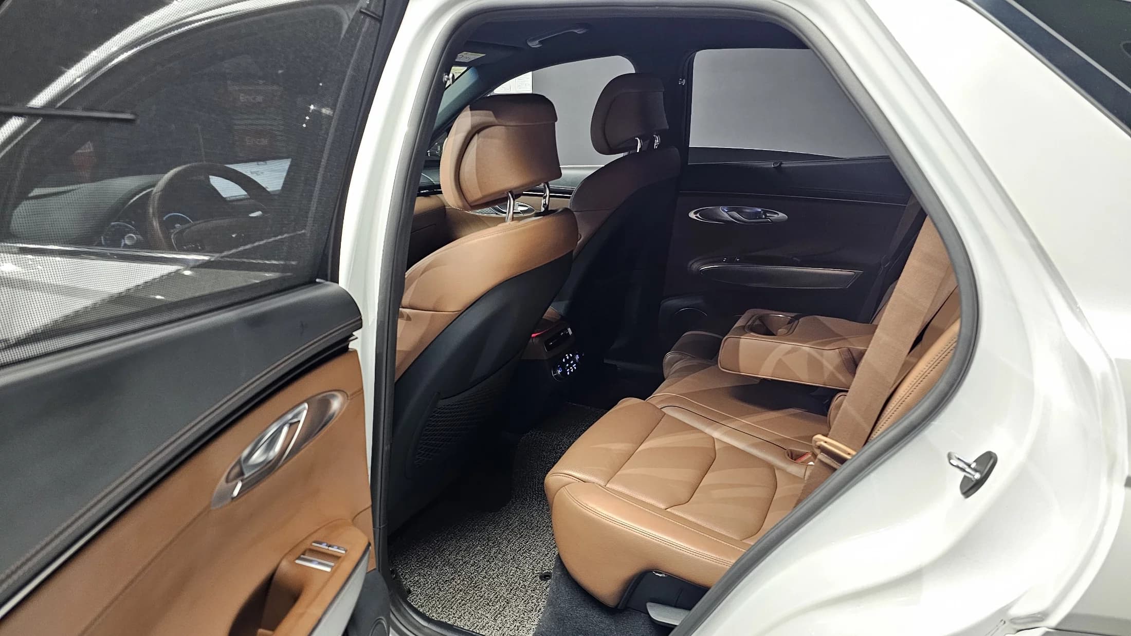 Genesis GV70 3.5T Gasoline AWD, 2022 г. 84100 км. — фото 12