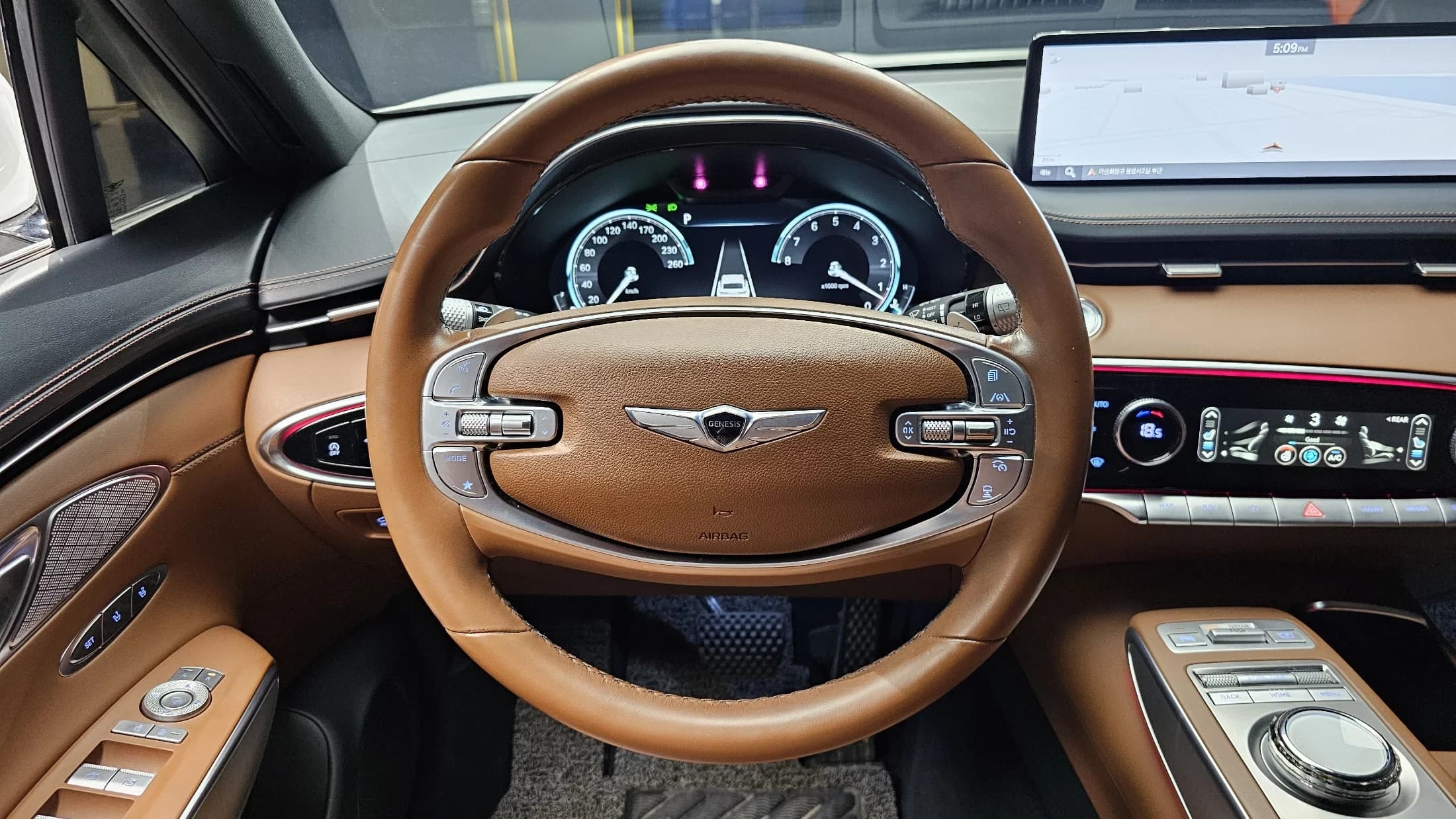 Genesis GV70 3.5T Gasoline AWD, 2022 г. 84100 км. — фото 13