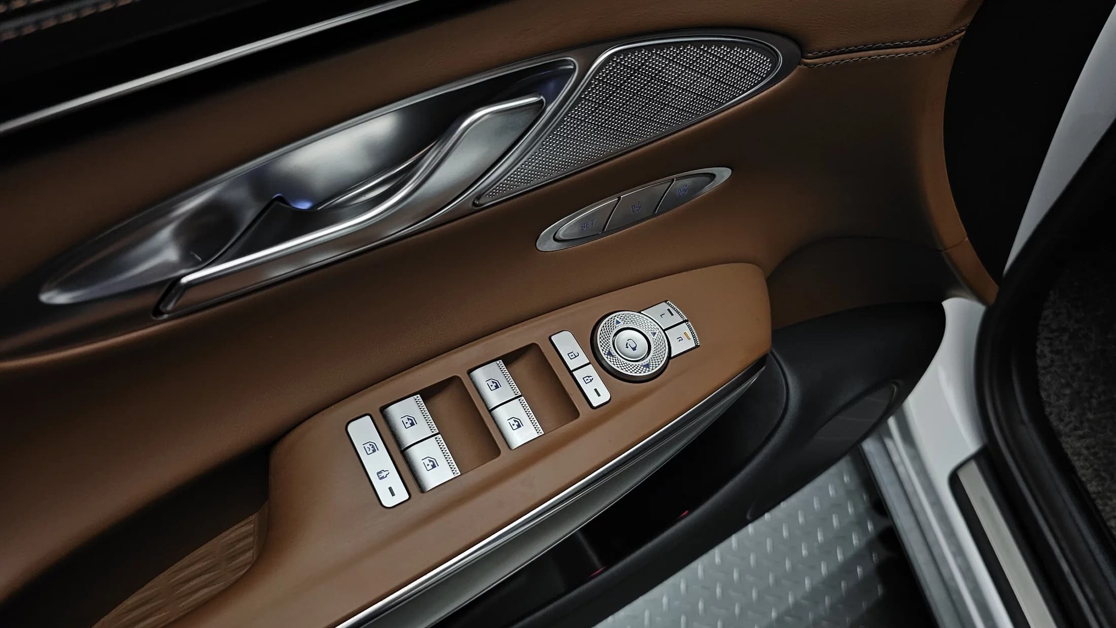 Genesis GV70 3.5T Gasoline AWD, 2022 г. 84100 км. — фото 16