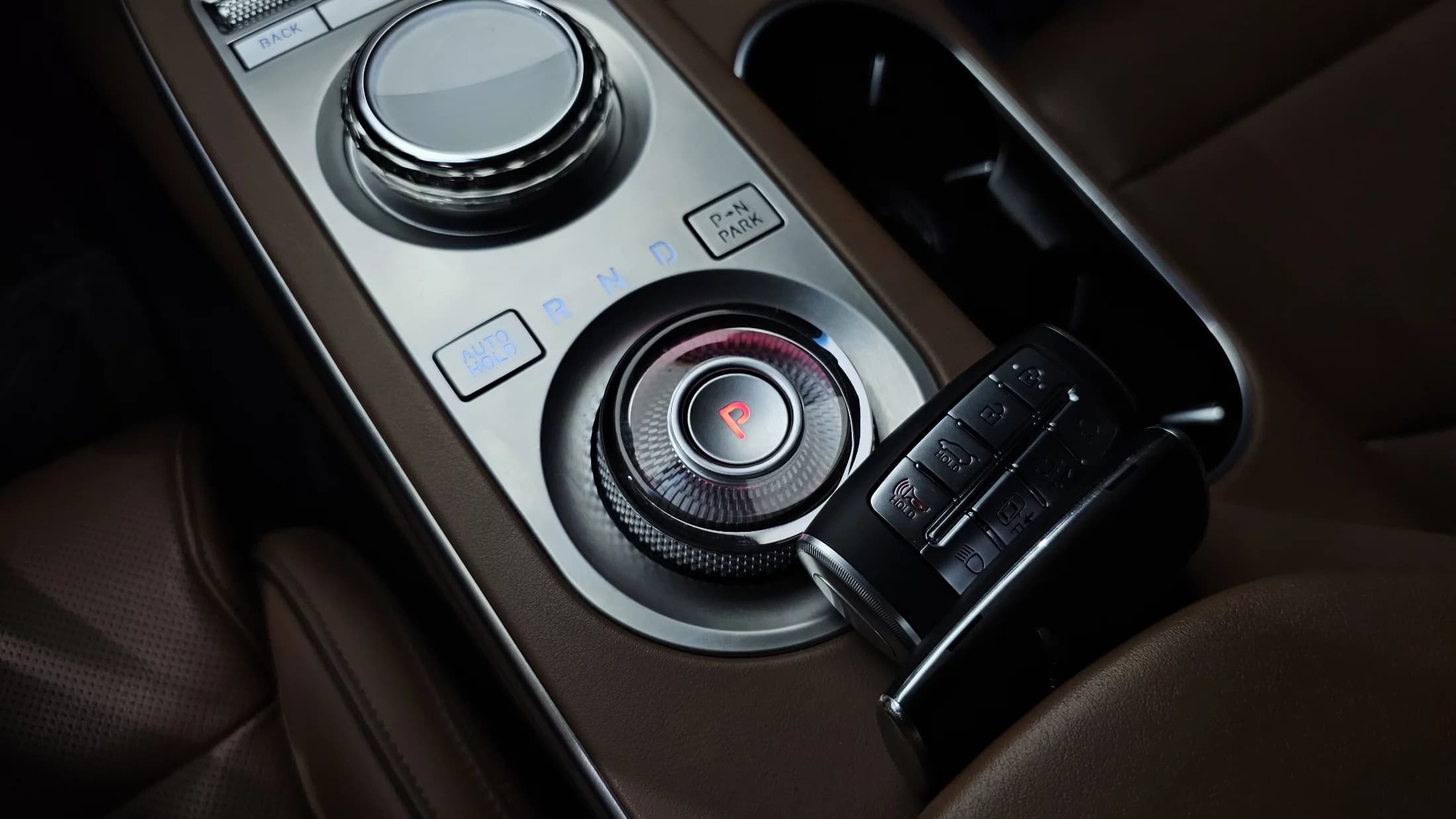 Genesis GV70 3.5T Gasoline AWD, 2022 г. 84100 км. — фото 9