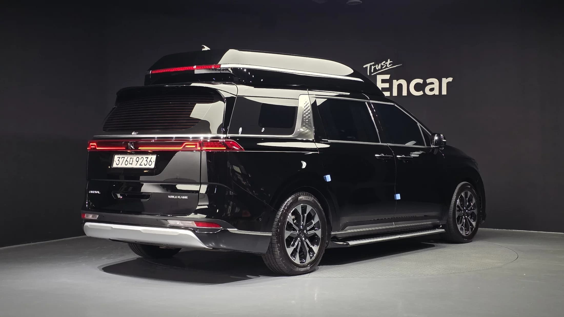 Kia Carnival Gasoline 9-seater Limousine(Special vehicle), 2023 г. 58220 км. — фото 2