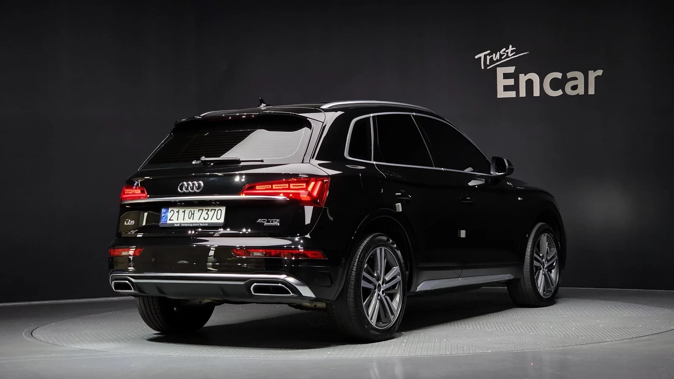 Audi Q5 40 TDI Quattro Premium, 2023 г. 67342 км. — фото 2