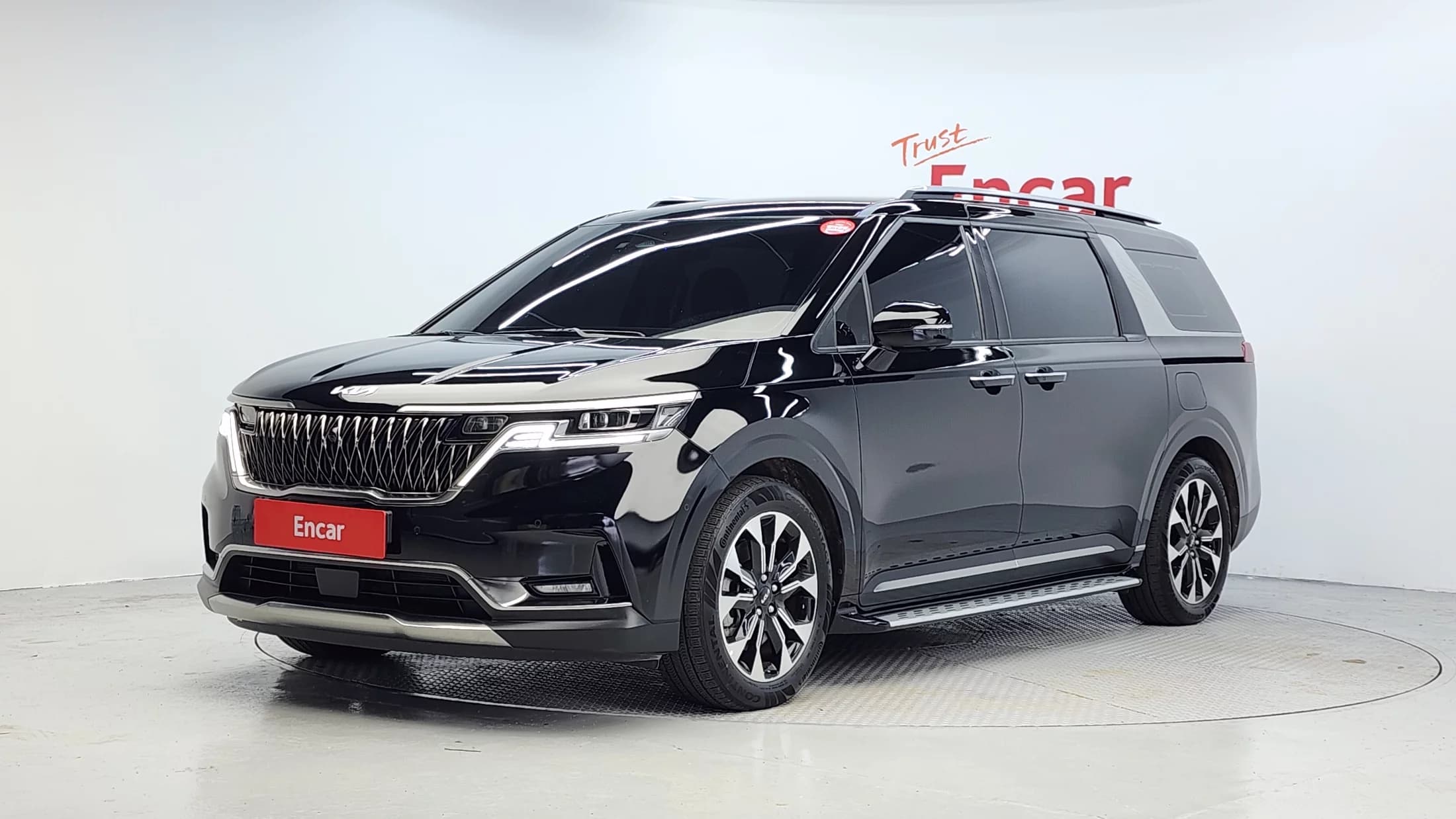 Kia Carnival Gasoline 7-Seater Signature, 2022 г. 46118 км.