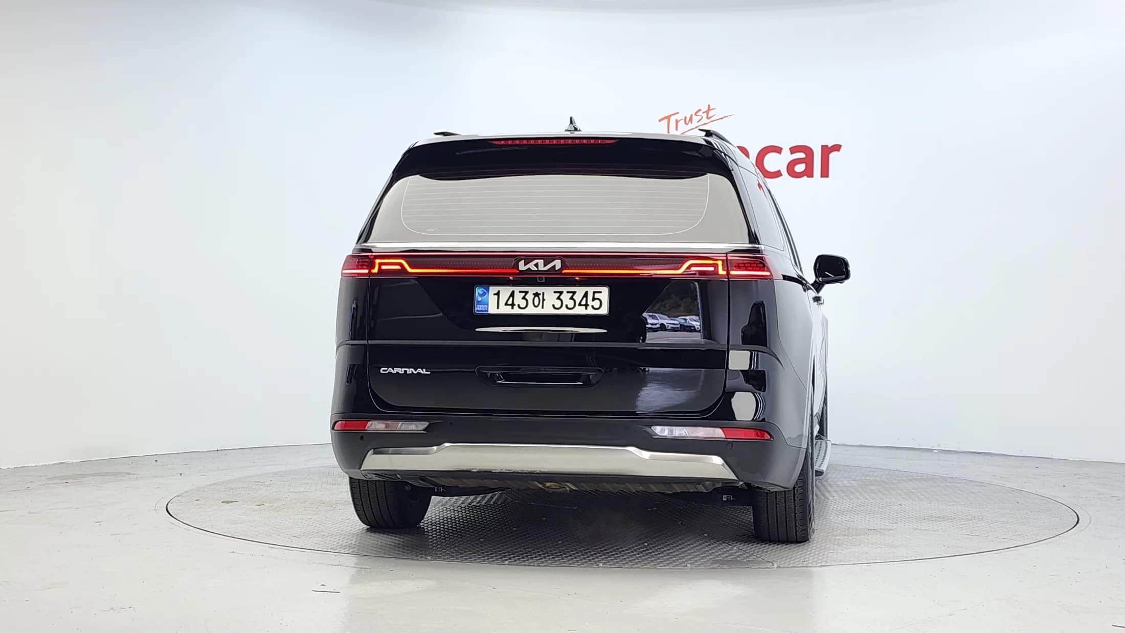 Kia Carnival Gasoline 7-Seater Signature, 2022 г. 46118 км. — фото 4