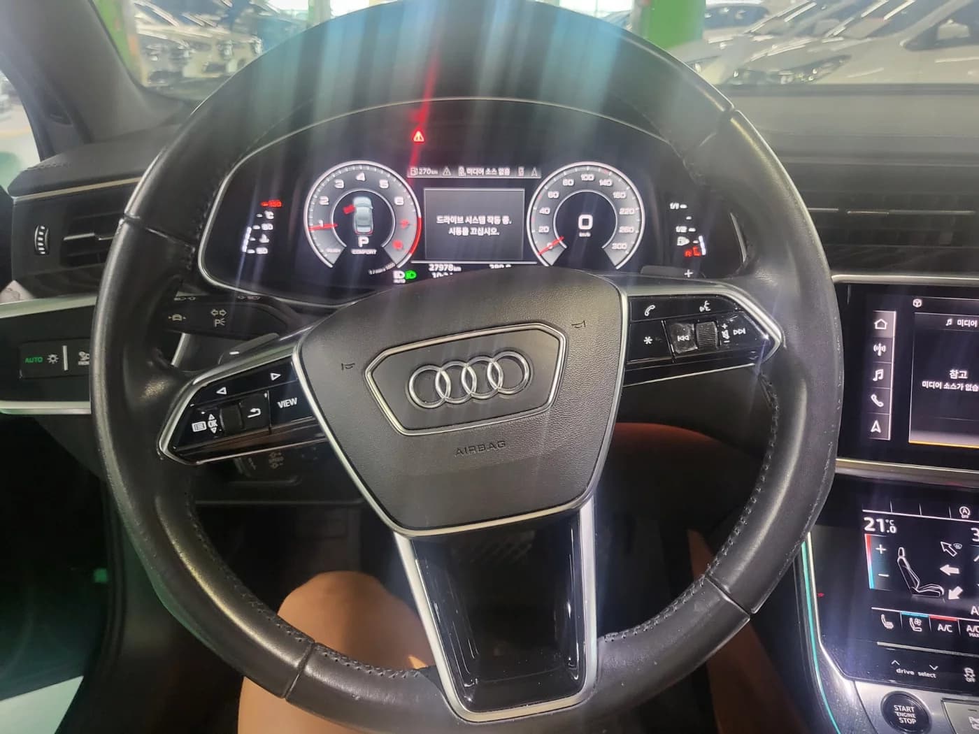 Audi A6 45 TFSI Premium, 2021 г. 28096 км. — фото 6