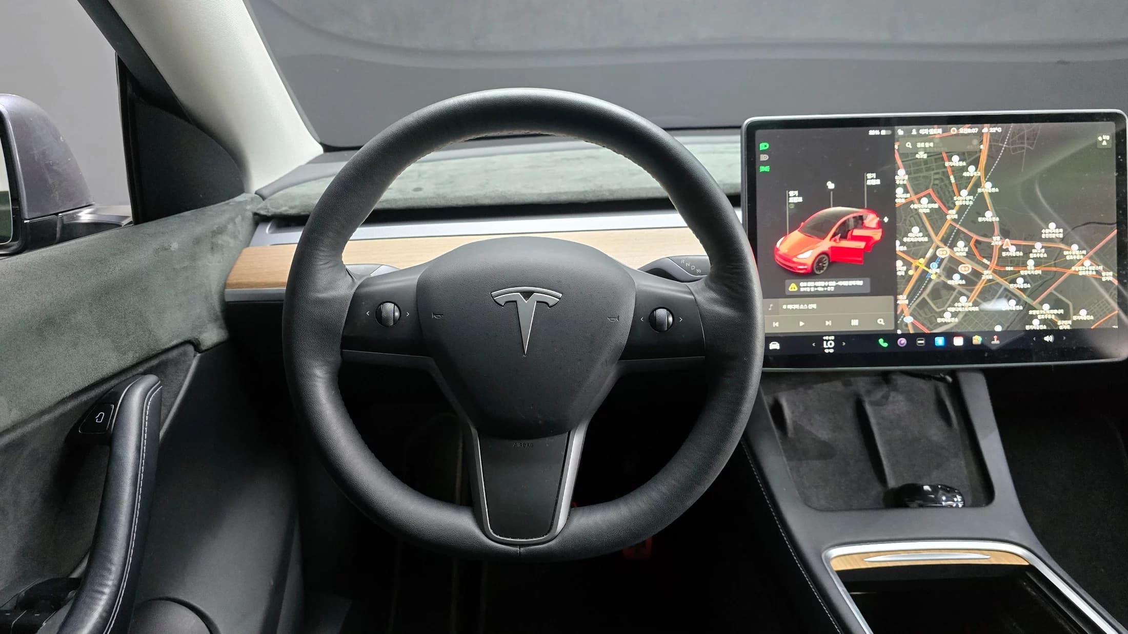 Tesla Model Y Long Range, электромобиль, 2021 г. 197637 км. — фото 13