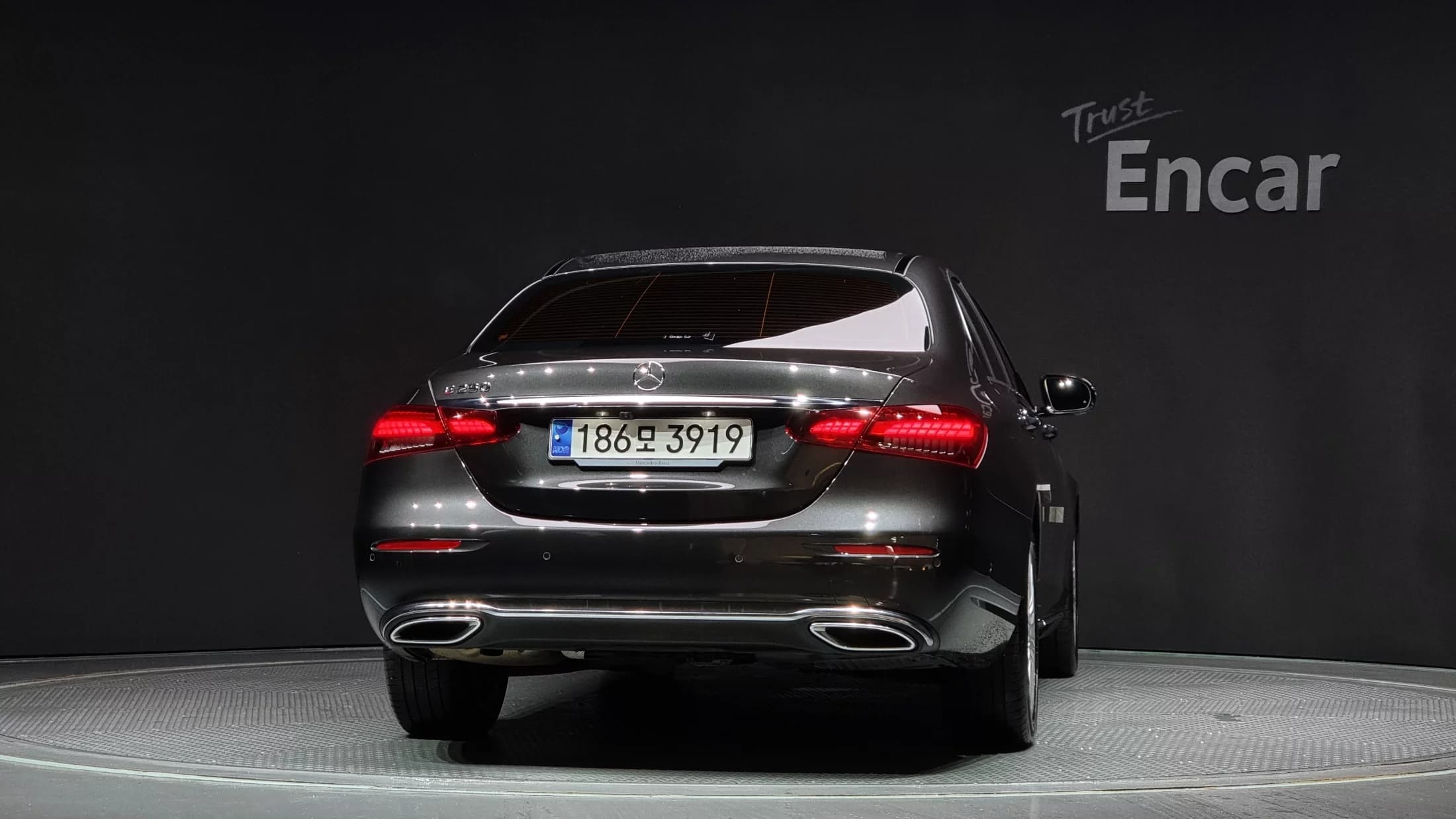 Mercedes-Benz E-Class E250 Exclusive, 2023 г. 15855 км. — фото 4