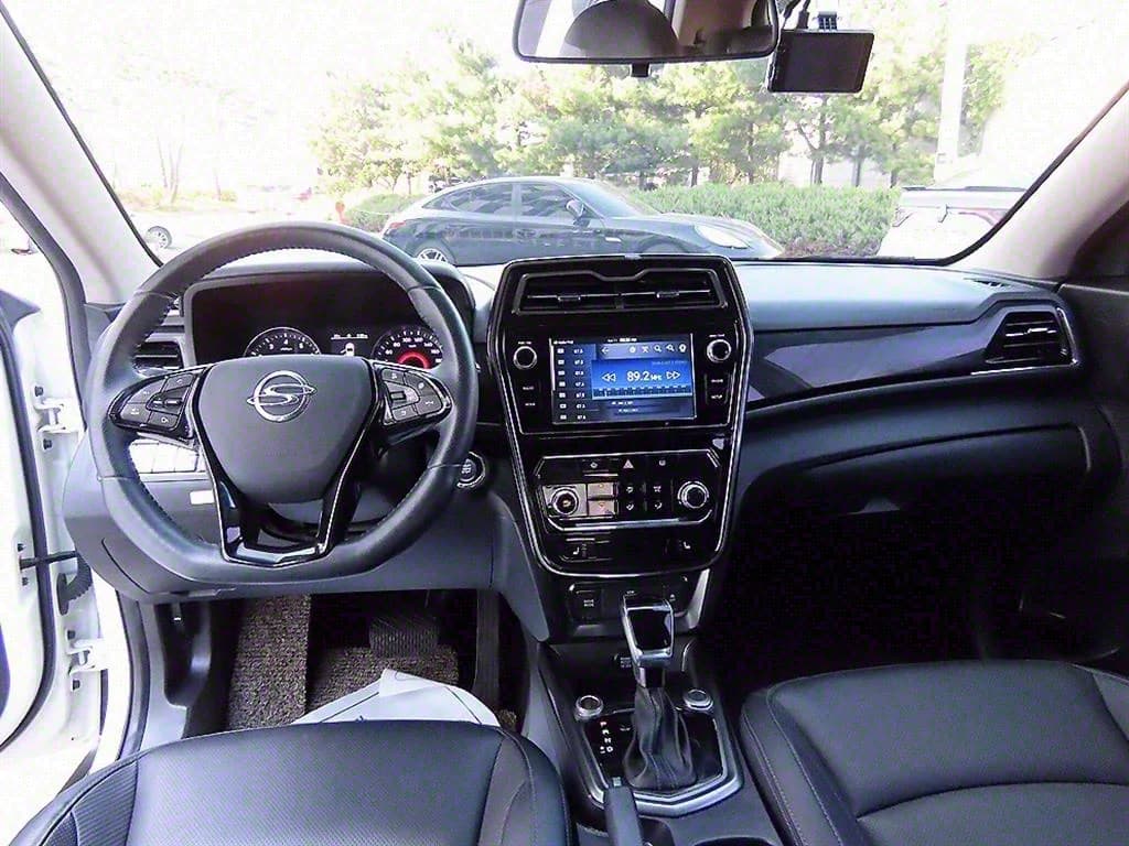 SsangYong TIBOLI Gasoline 1.5 2WD V3, 2021 г. 90404 км. — фото 7