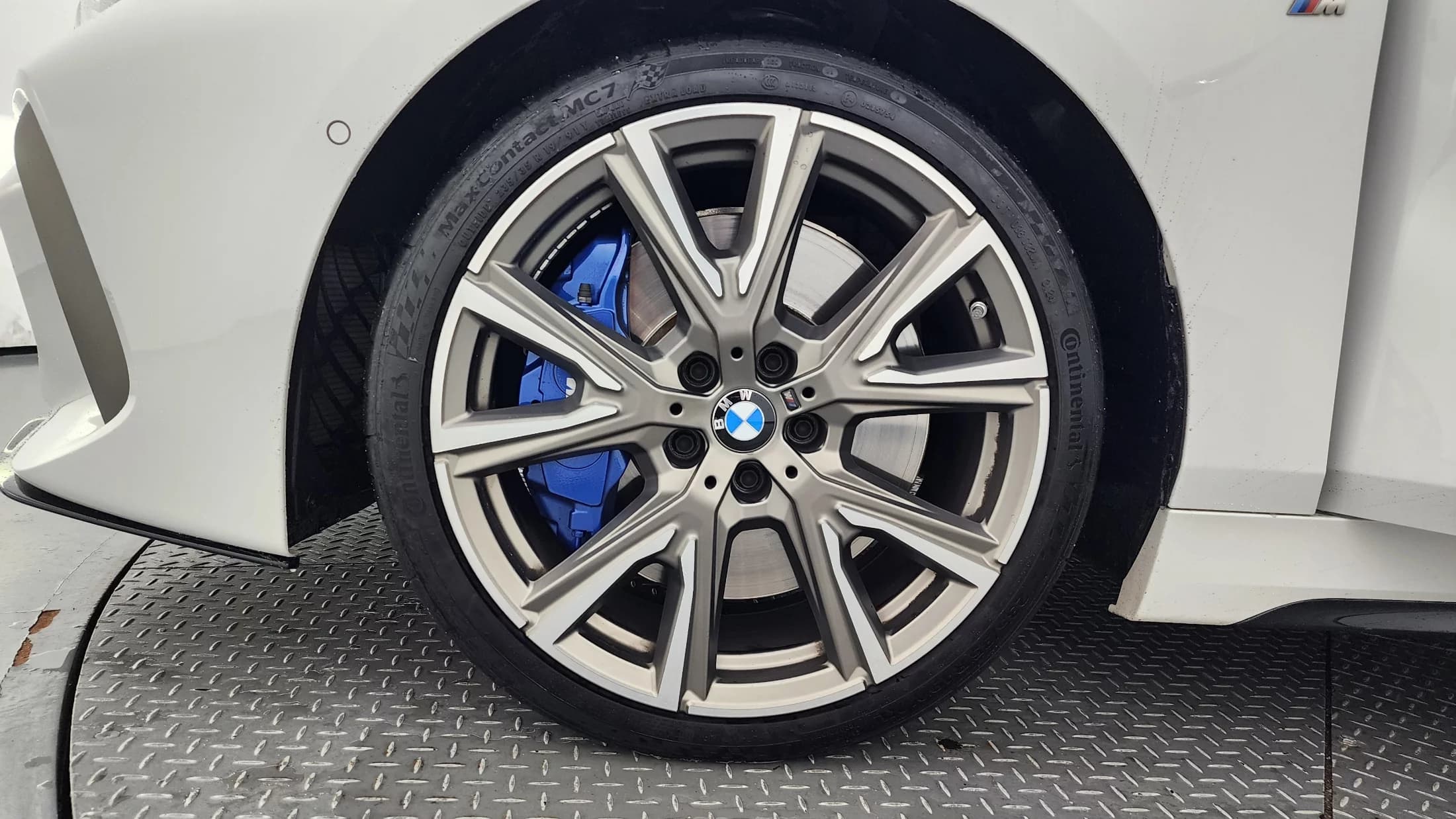 BMW 1-Series M135i xDrive, 2023 г. 22573 км. — фото 5
