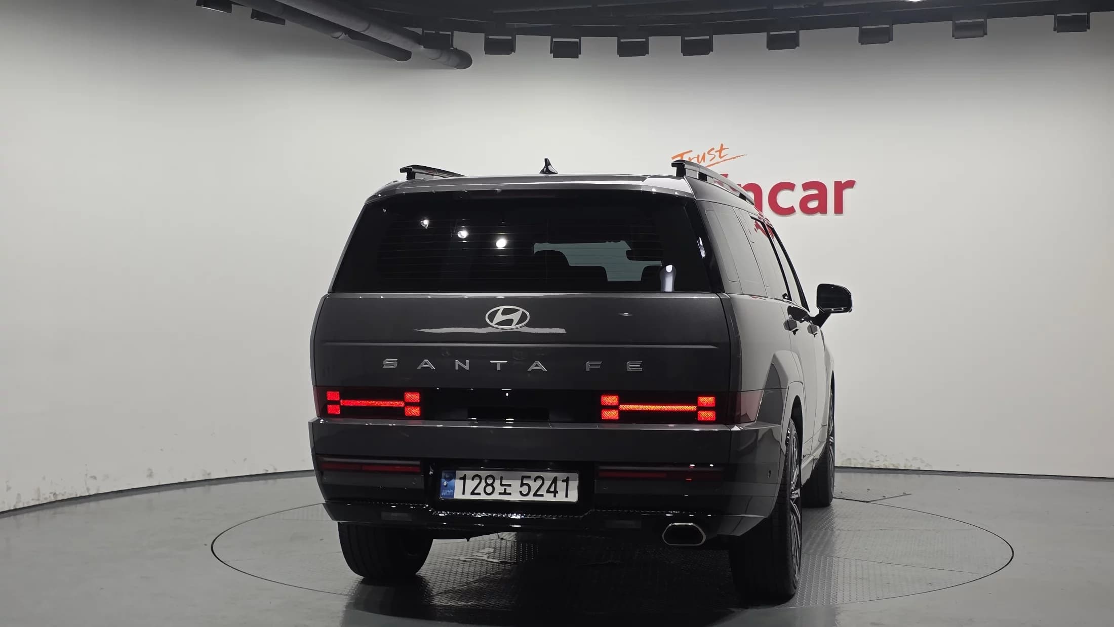Hyundai Santa Fe Gasoline 2.5T 2WD Calligraphy, 2023 г. 14550 км. — фото 4