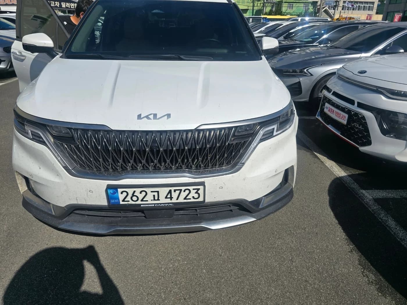 Kia Carnival 9-Seater Signature, 2023 г. 175961 км.
