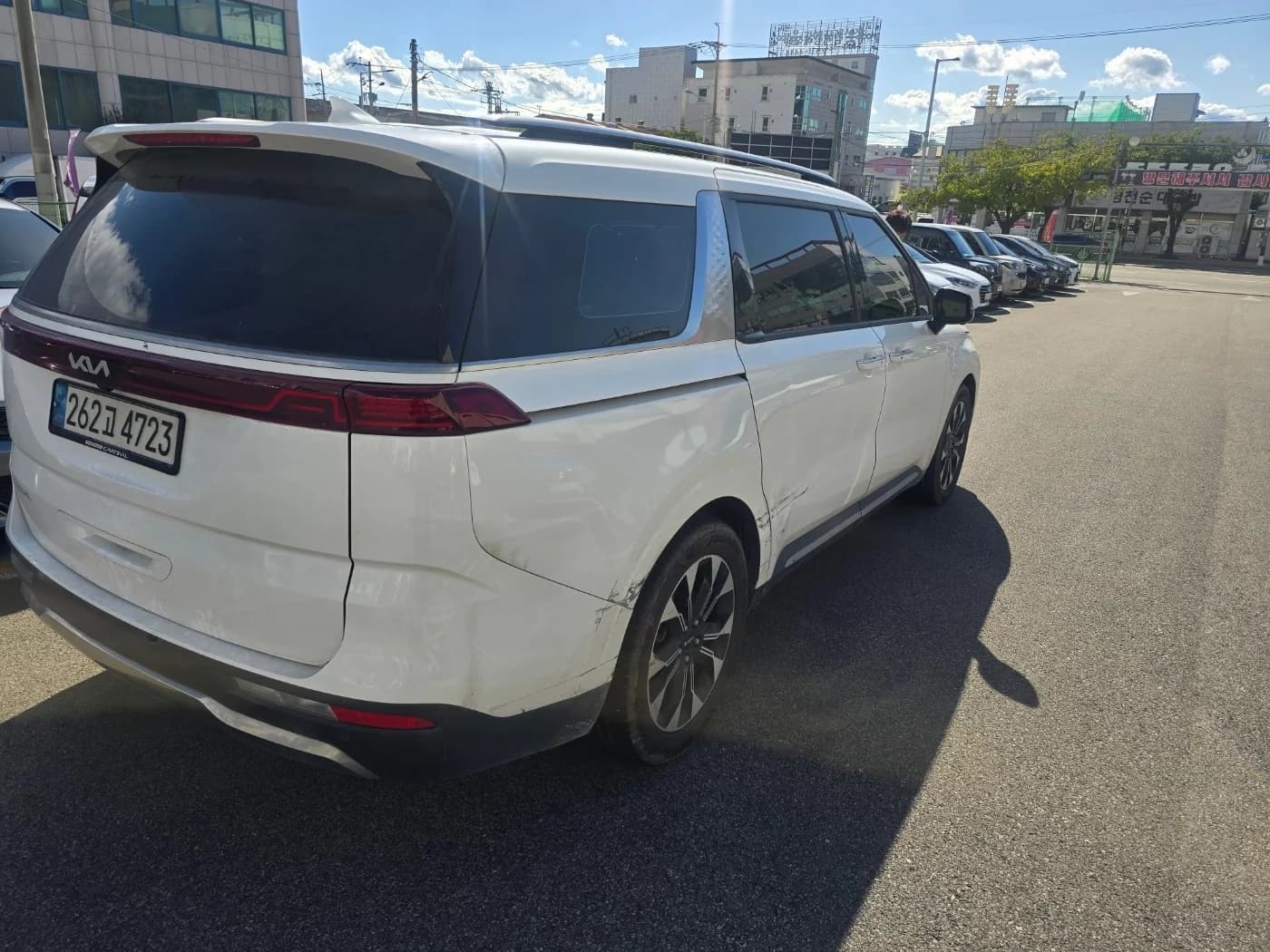Kia Carnival 9-Seater Signature, 2023 г. 175961 км. — фото 6