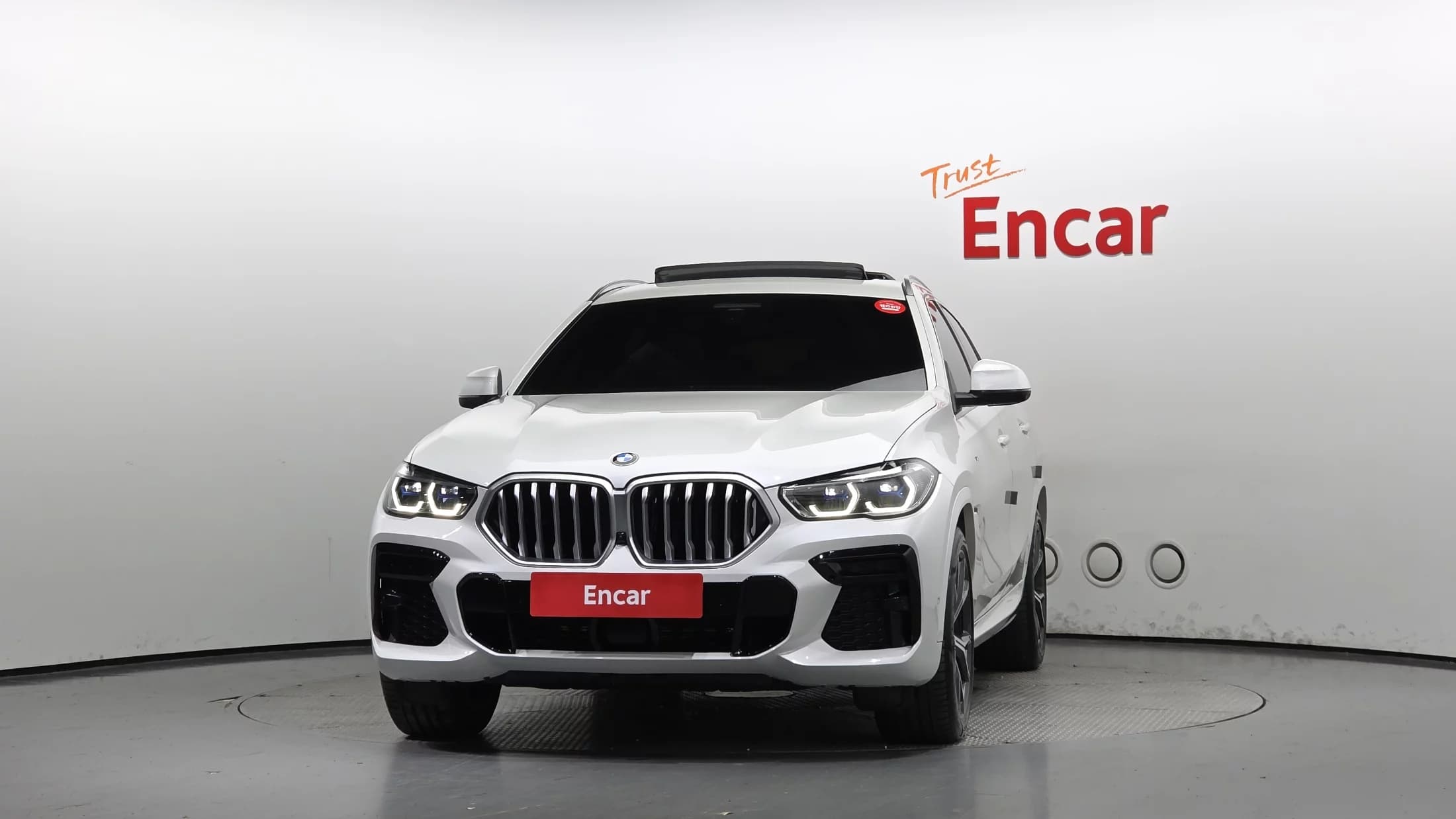 BMW X6 xDrive40i M Sport, 2023 г. 29259 км. — фото 3