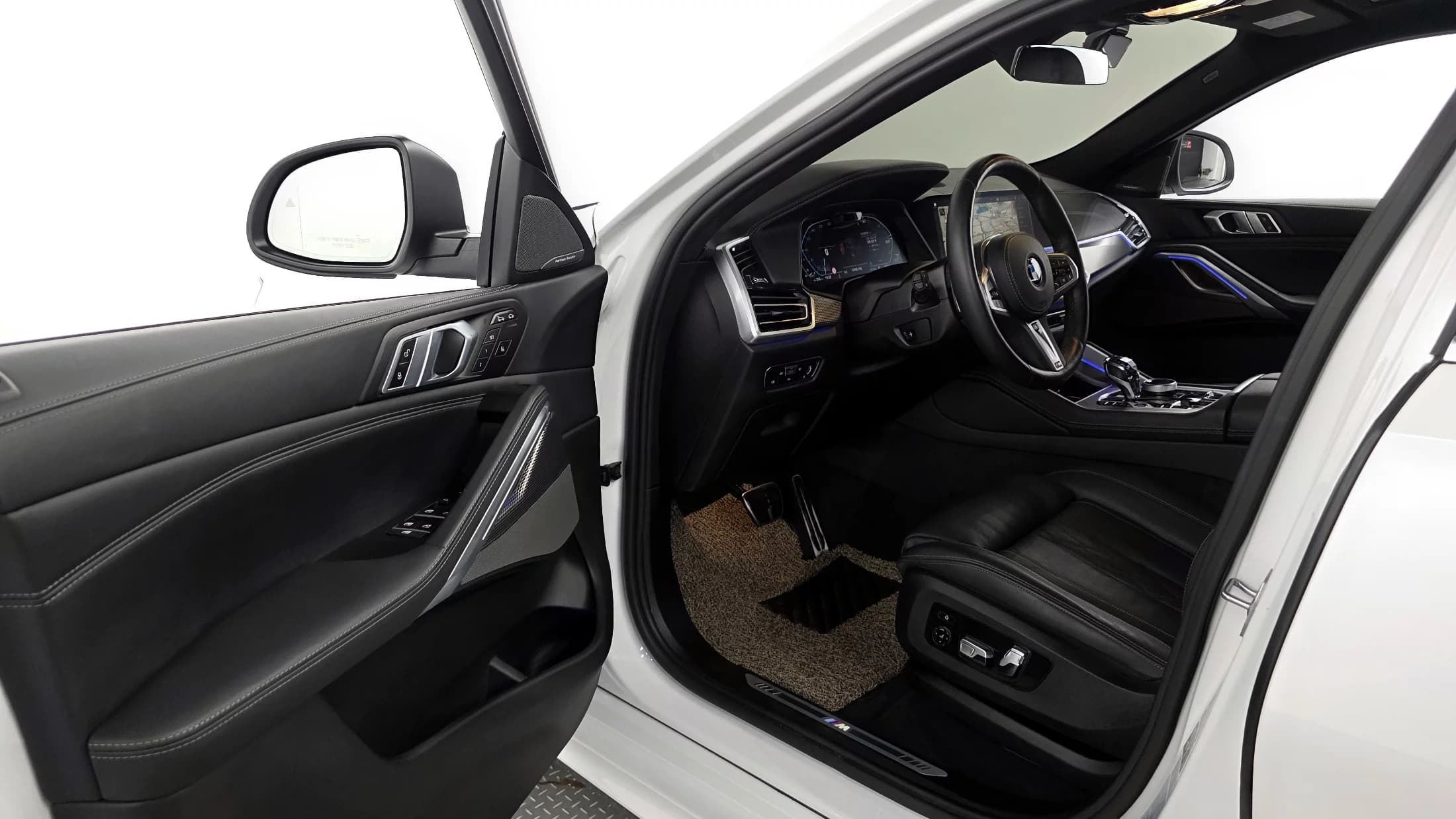 BMW X6 xDrive40i M Sport, 2023 г. 29259 км. — фото 10