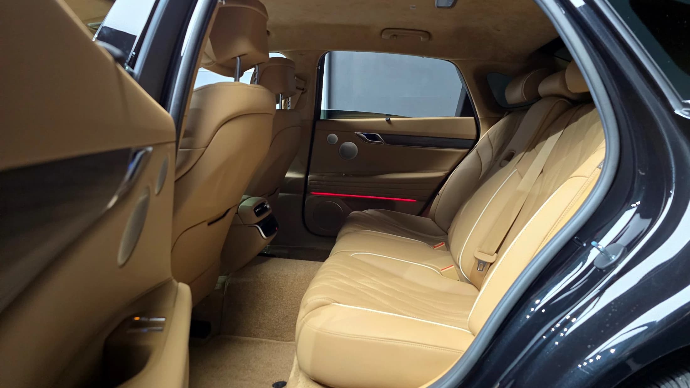 Genesis G80 Gasoline 2.5 Turbo AWD, 2025 г. 5584 км. — фото 13