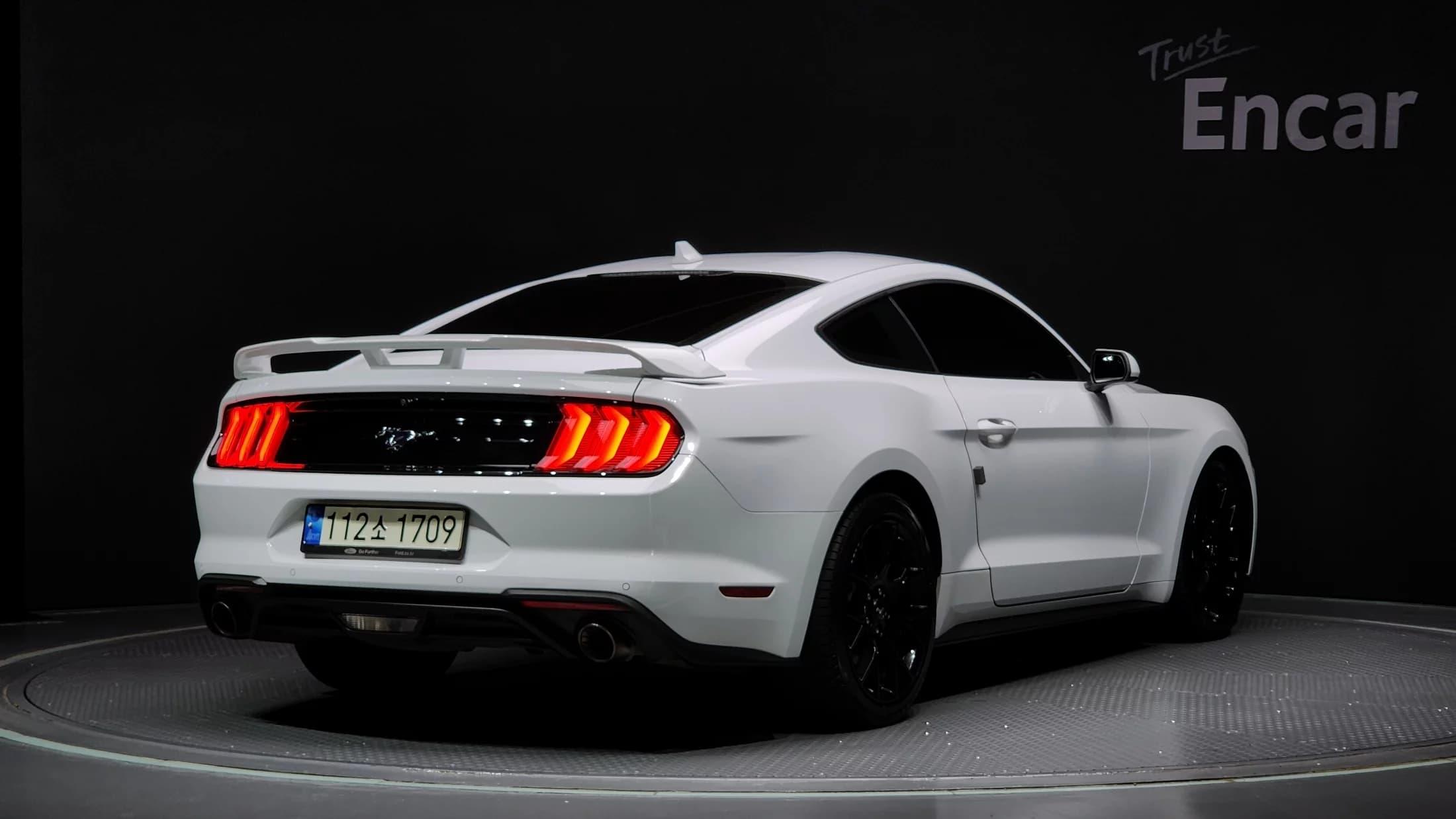 Ford MUSTANG Coupe, 2021 г. 114394 км. — фото 2