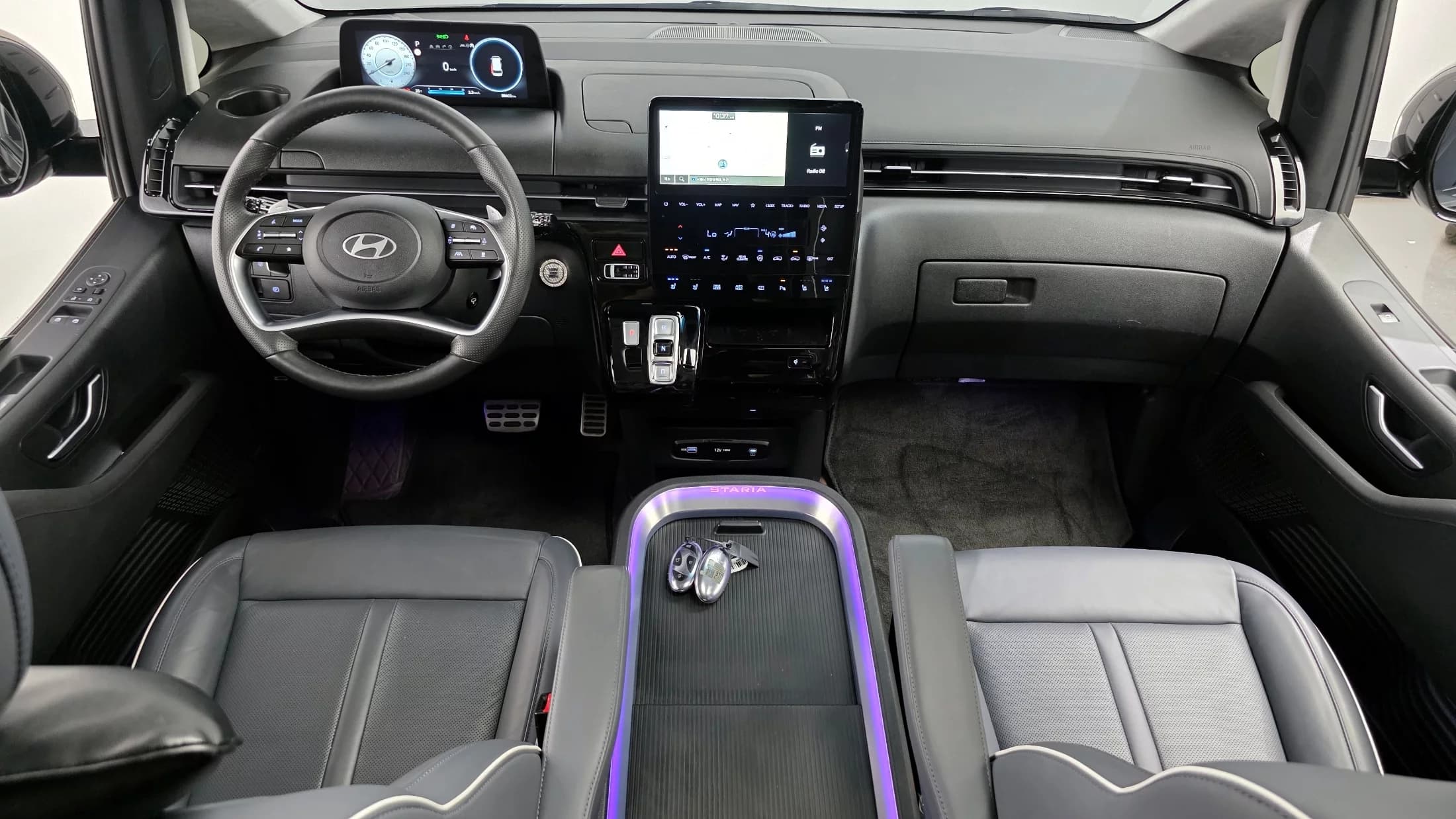 Hyundai Staria 4WD Lounge 9-Seater Inspiration, 2024 г. 88615 км. — фото 7