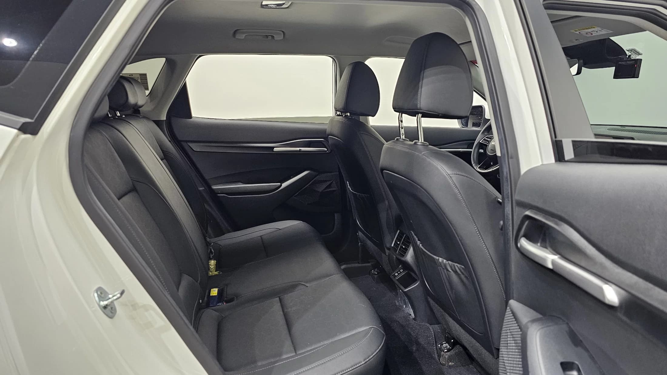 Kia Seltos Gasoline 1.6 Turbo 2WD Prestige, 2023 г. 10637 км. — фото 12
