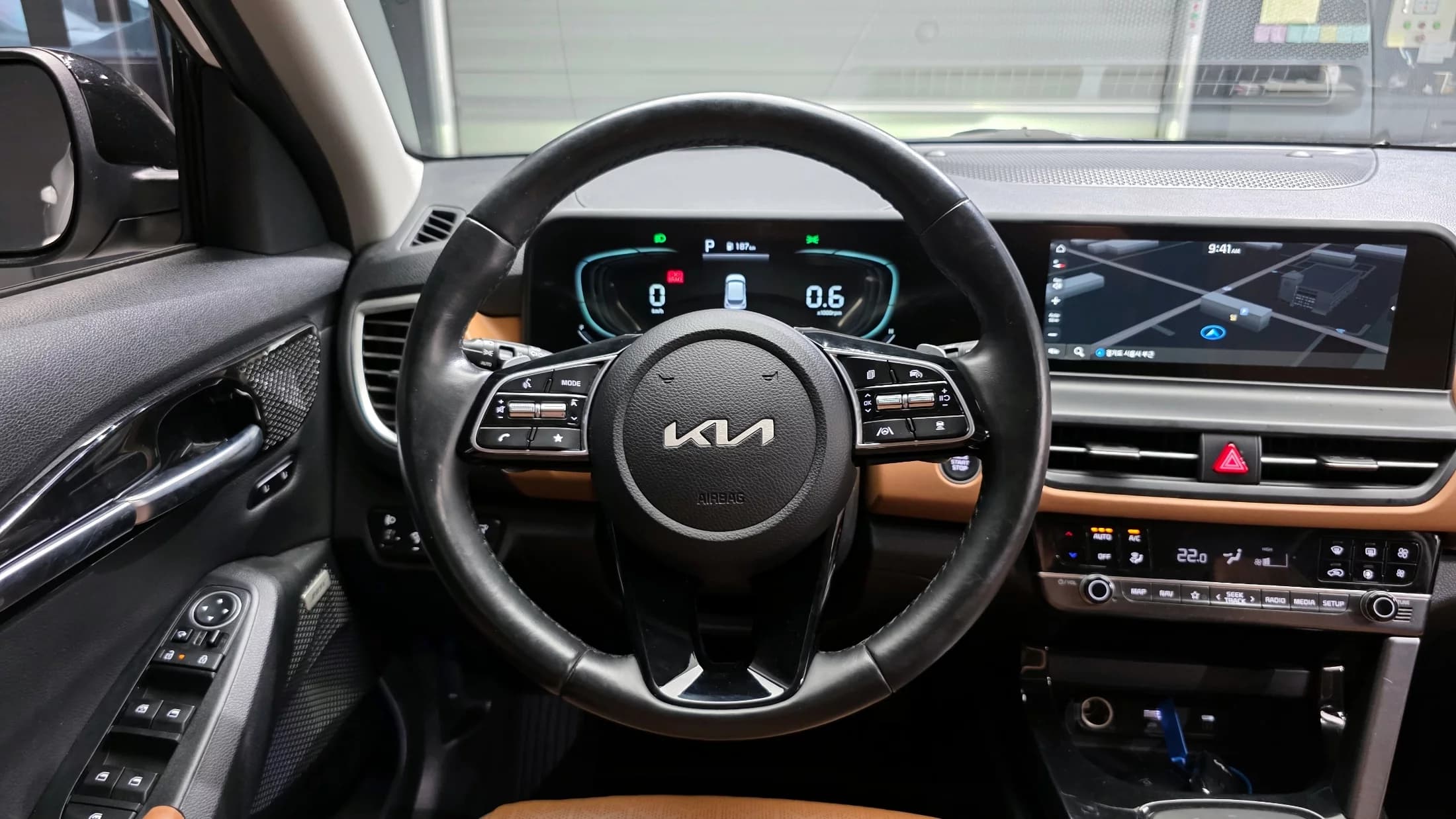 Kia Seltos Gasoline 1.6 Turbo 2WD Gravity, 2023 г. 74702 км. — фото 13