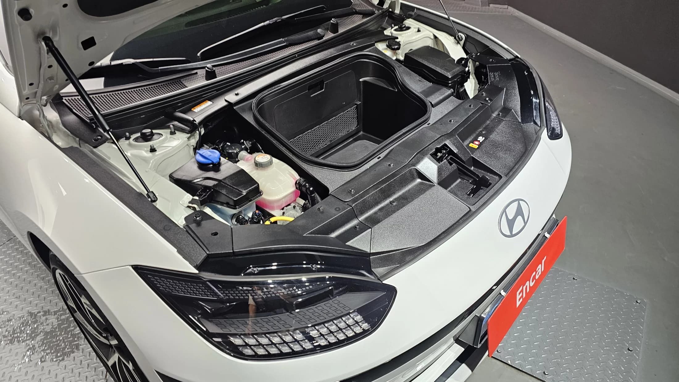 Hyundai Ioniq 6 Long Range Prestige, электромобиль, 2022 г. 221836 км. — фото 6