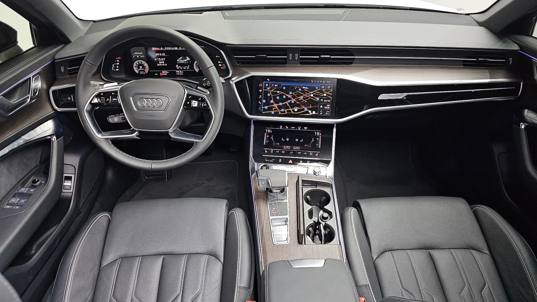Audi A6 45 TFSI Premium, 2025 г. 4960 км. — фото 6