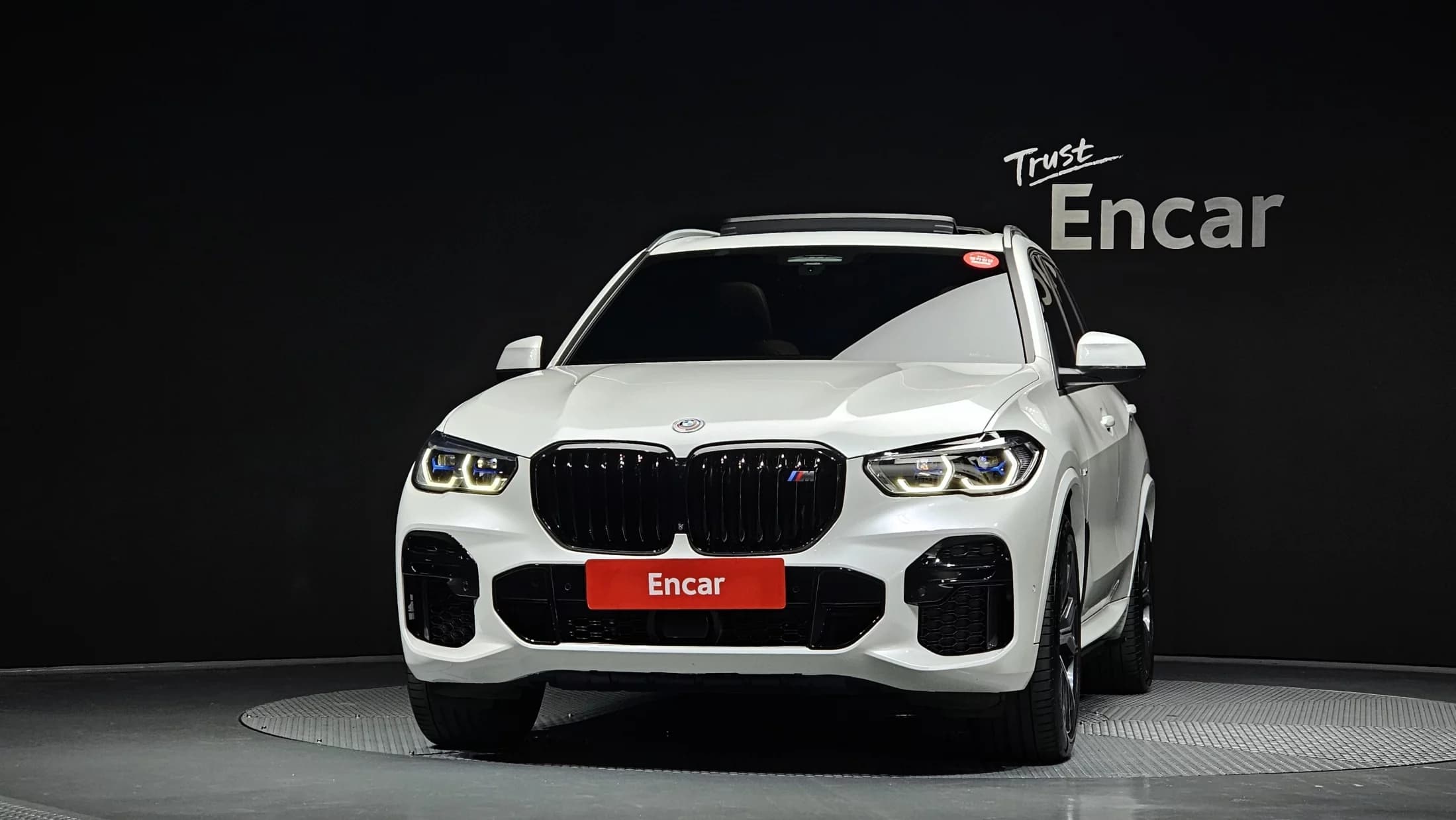 BMW X5 xDrive 40i M Sport, 2023 г. 45373 км. — фото 3