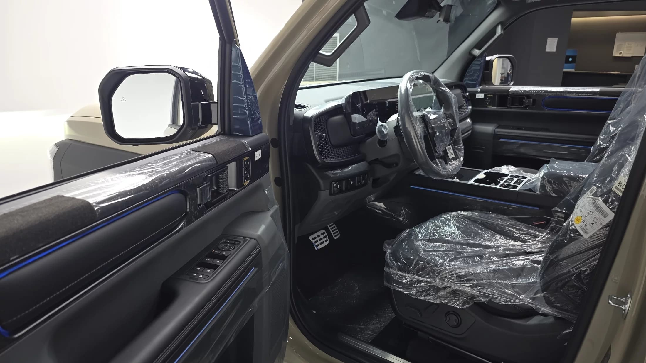 Kia Tasman 2.5T Gasoline 4WD X-Pro, 2025 г. — фото 10