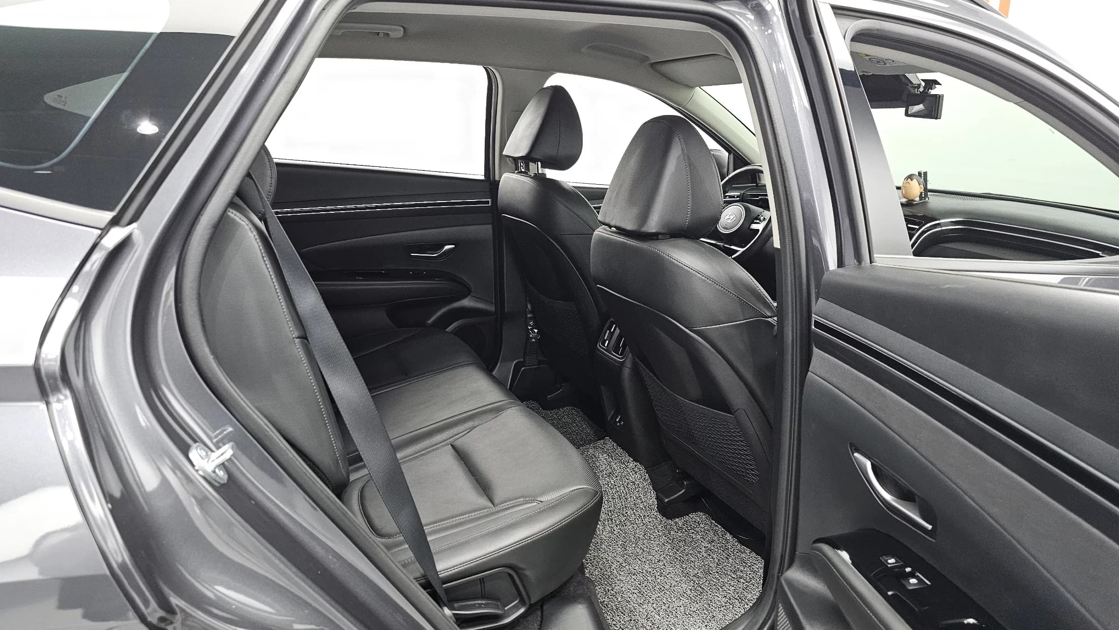 Hyundai Tucson Gasoline 1.6 Turbo 2WD Inspiration, 2023 г. 40109 км. — фото 12