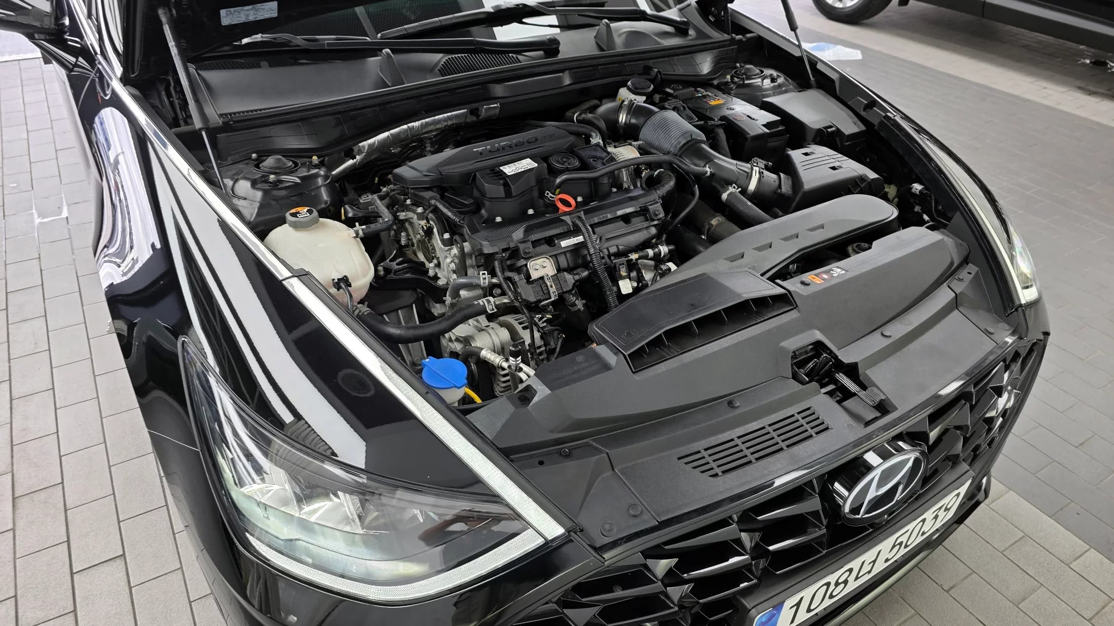 Hyundai Sonata 1.6 Turbo Premium Plus, 2023 г. 39418 км. — фото 6
