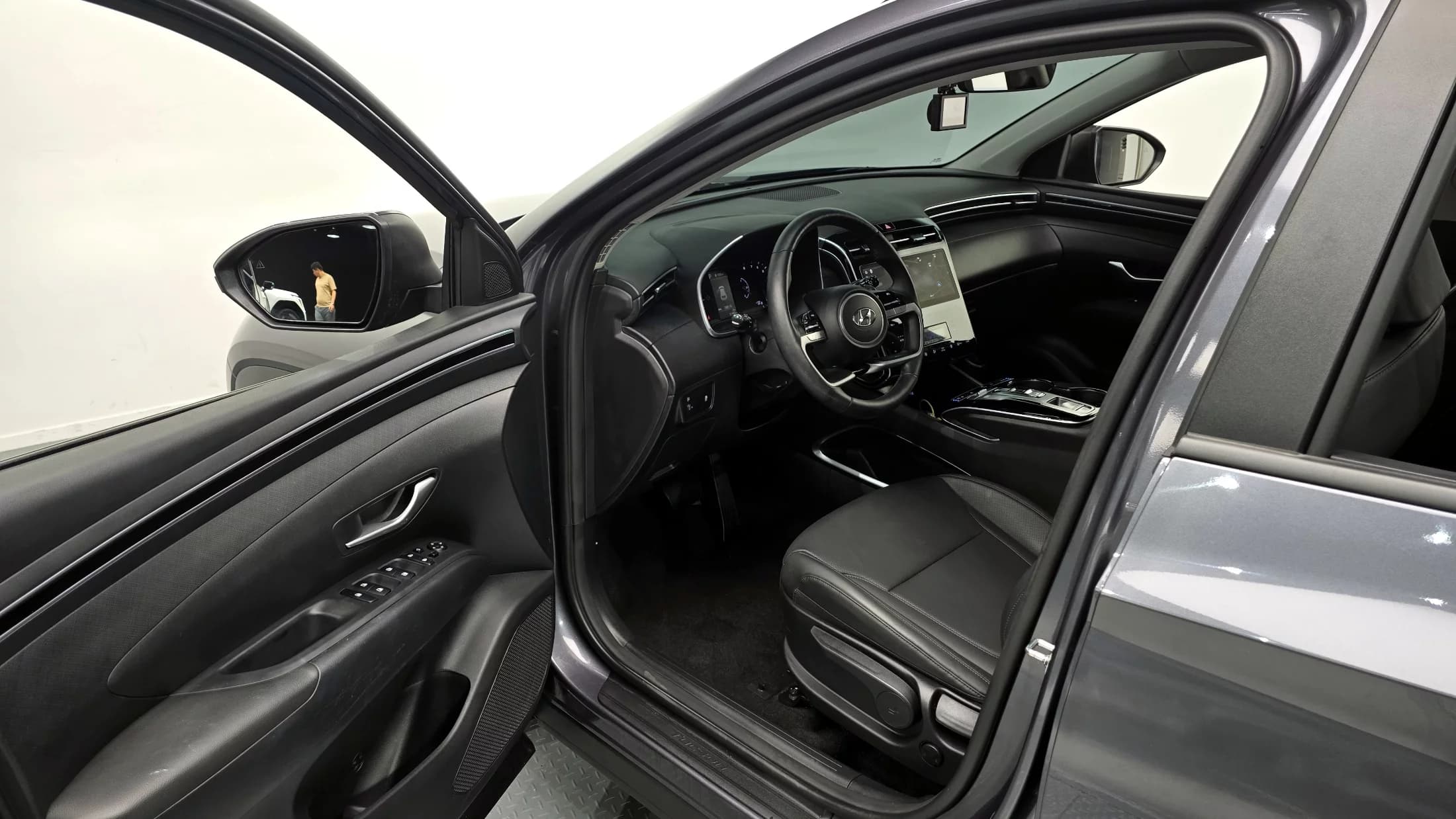 Hyundai Tucson Gasoline 1.6 Turbo 2WD Premium, 2023 г. 32004 км. — фото 11