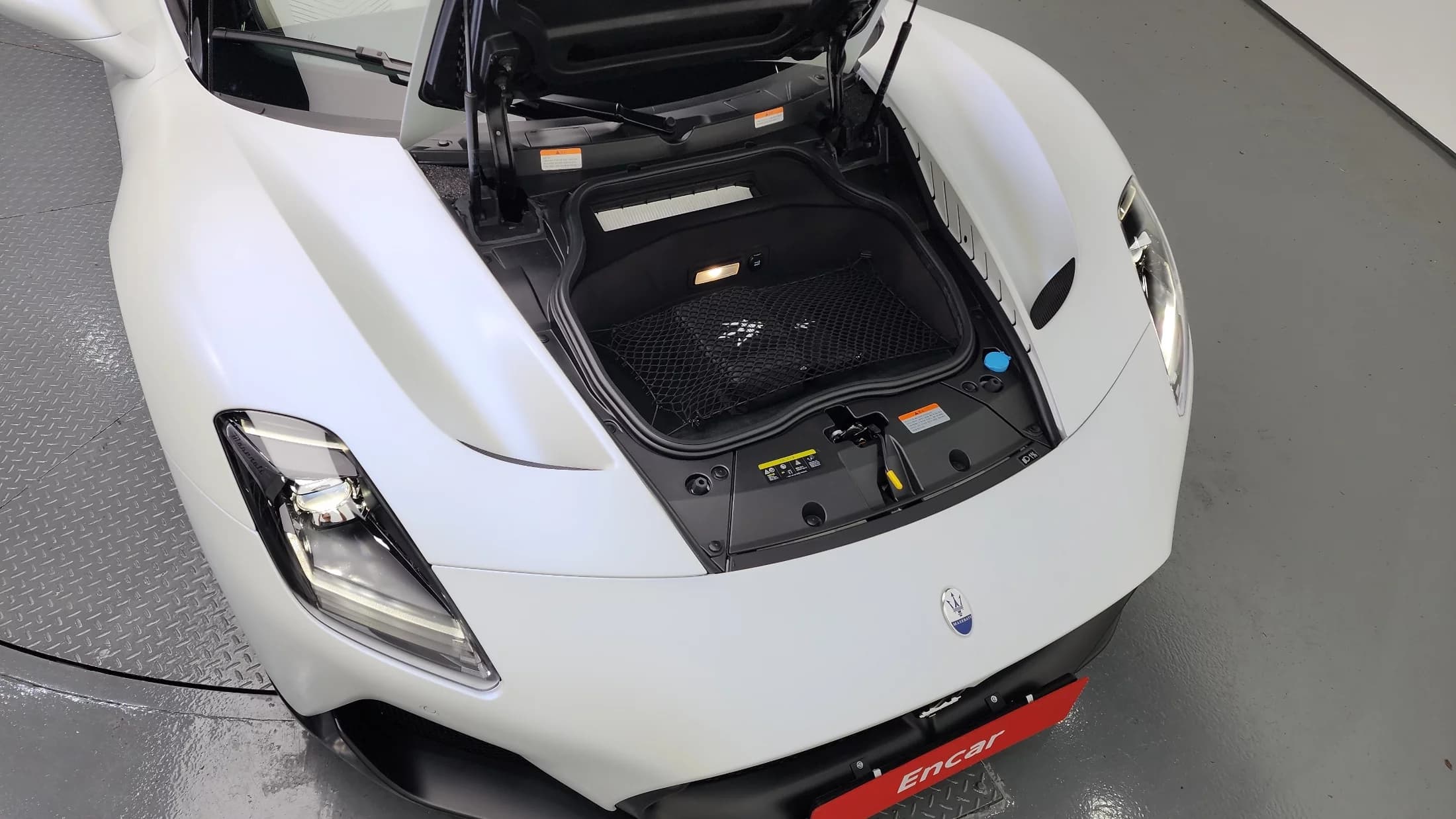 Maserati MC20 3.0 V6 Cielo, 2023 г. — фото 6