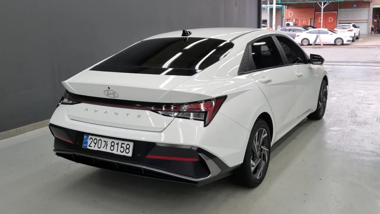 Hyundai AVANTE (Хендай Элантра) 1.6 Inspiration, 2025 г. 5170 км. — фото 2