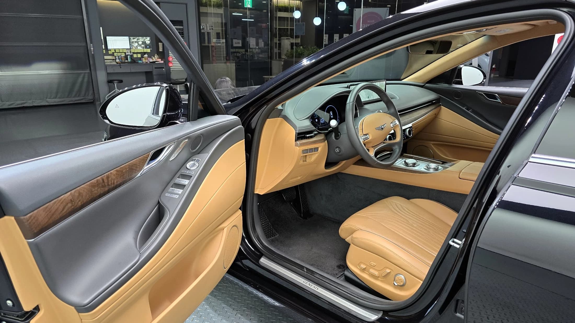 Genesis G80 Gasoline 3.5 Turbo AWD, 2023 г. 63896 км. — фото 11