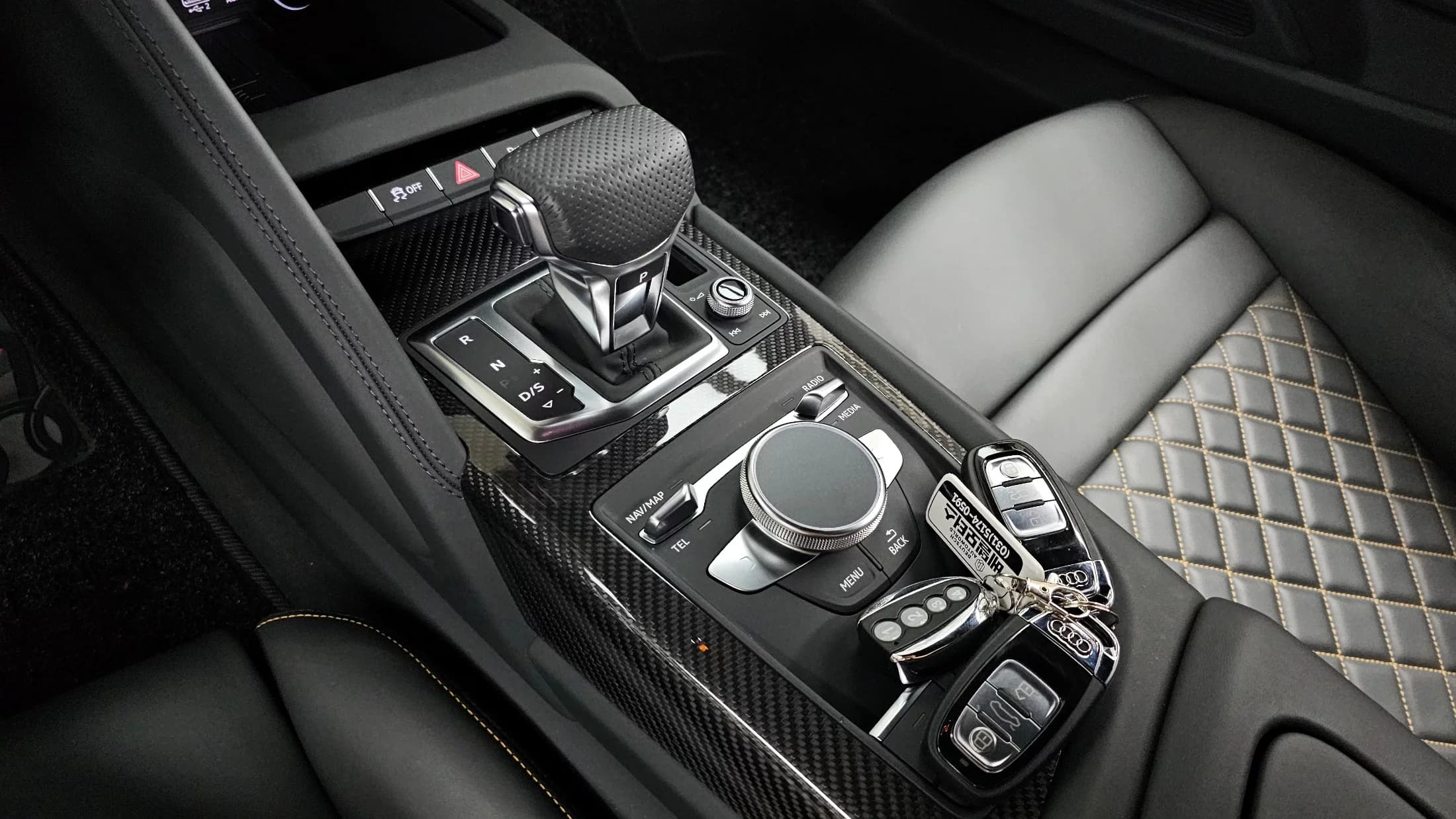Audi R8 5.2 V10 Performance Coupe, 2022 г. 13453 км. — фото 9