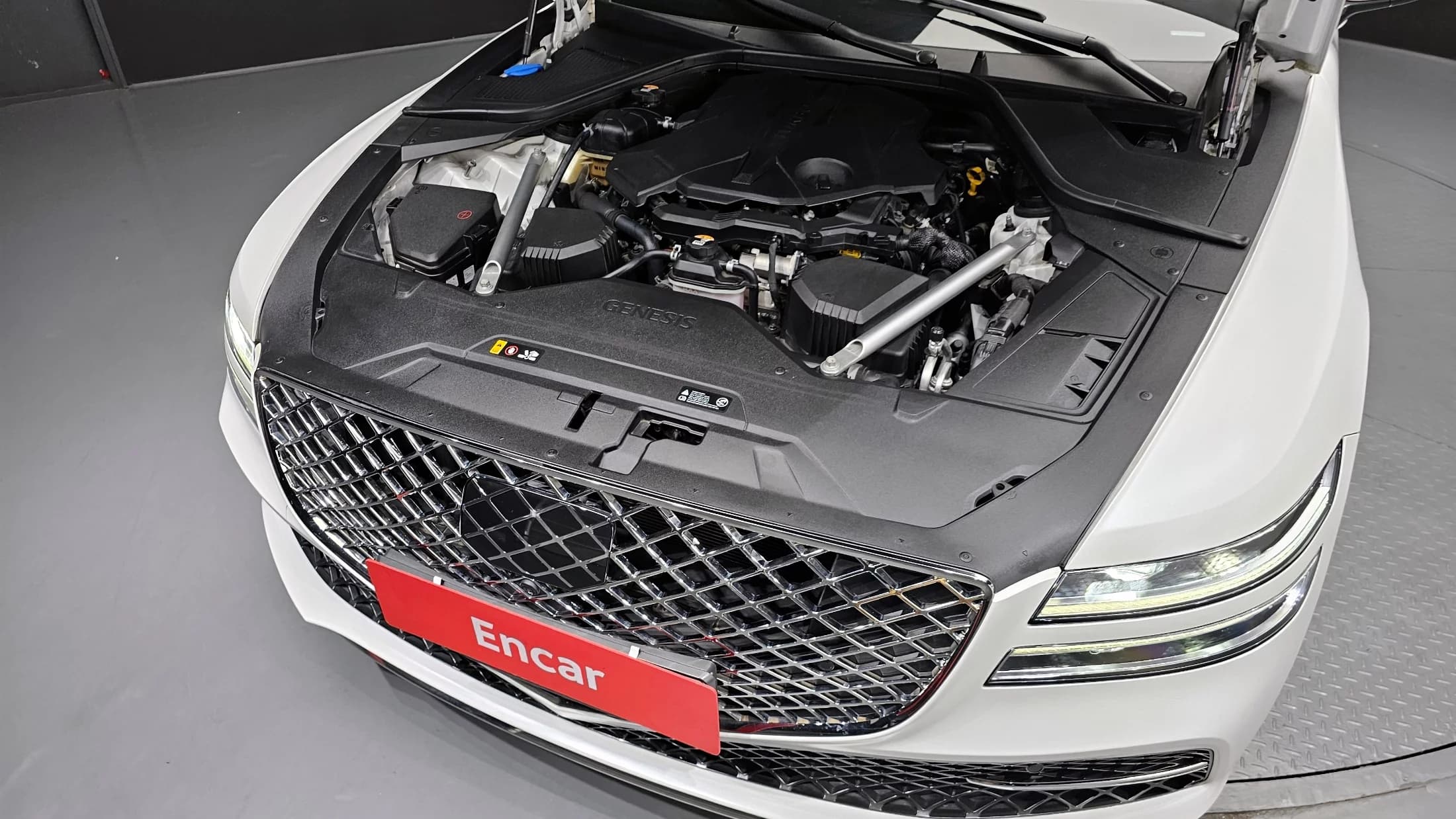 Genesis G80 Gasoline 3.5 Turbo AWD, 2023 г. 31359 км. — фото 6