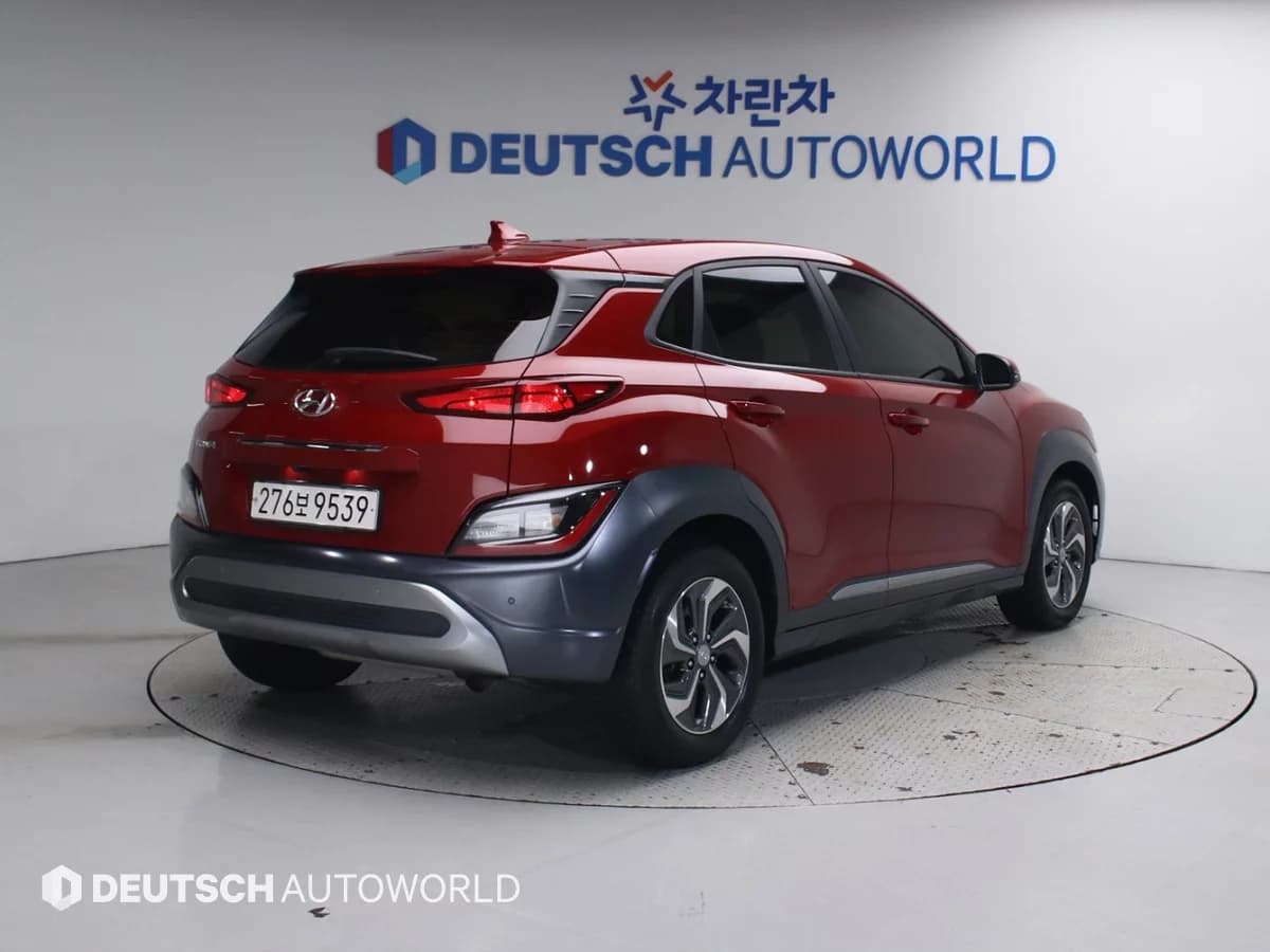 Hyundai Kona Modern, гибрид, 2021 г. 114479 км. — фото 2