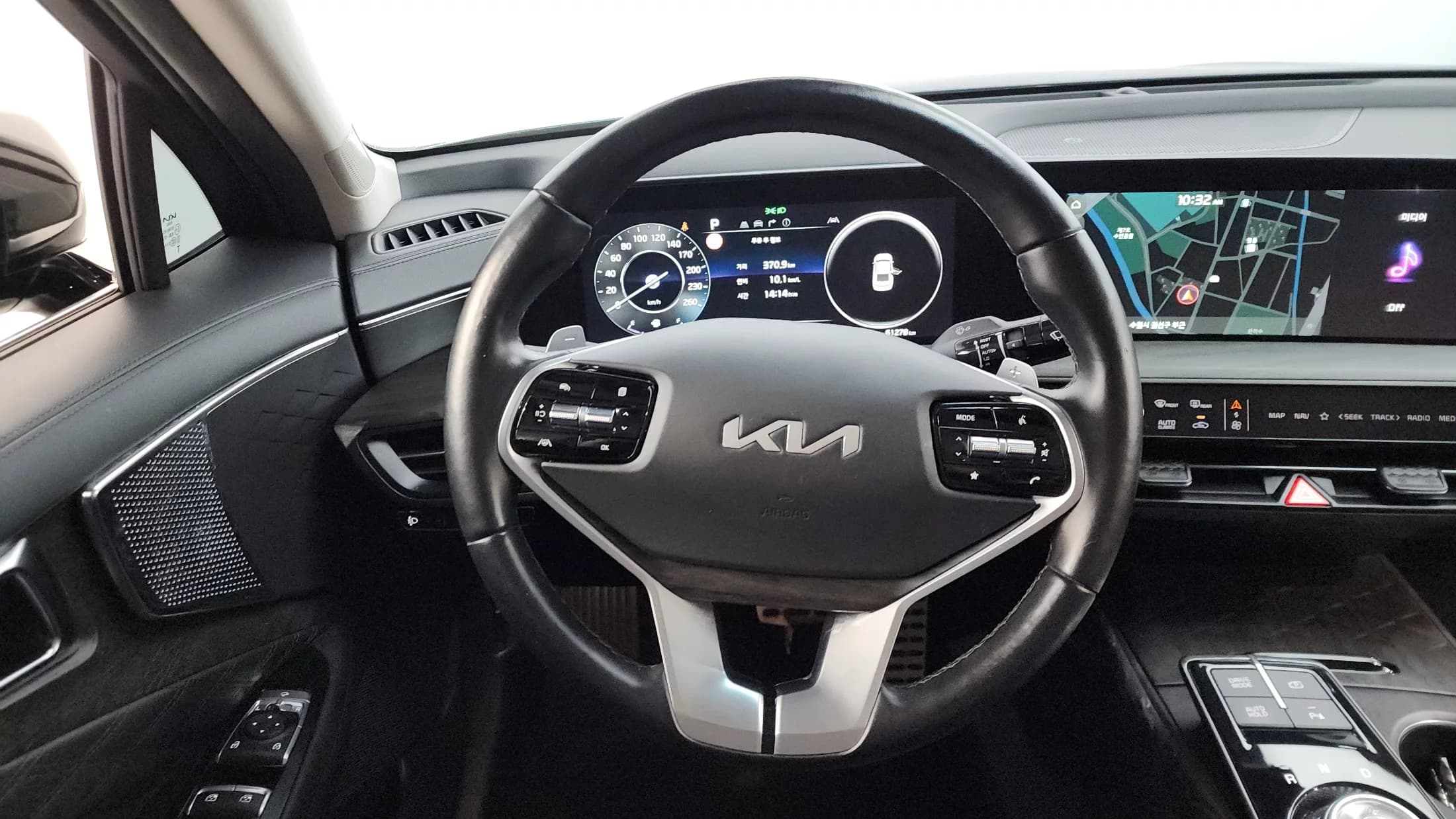 Kia K8 2.5 Gasoline 2WD Signature, 2021 г. 61286 км. — фото 13