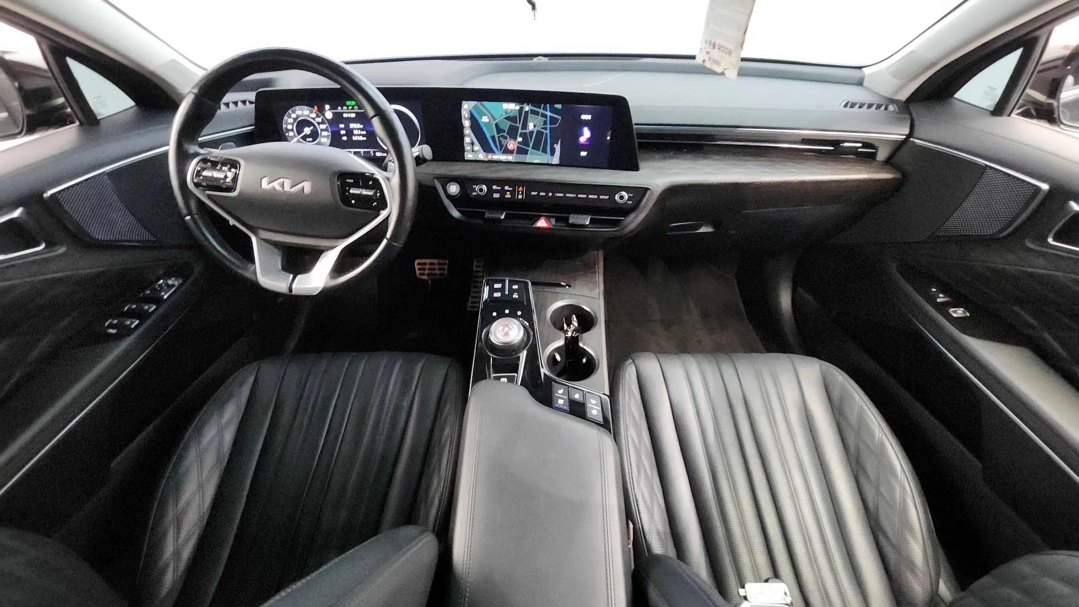 Kia K8 2.5 Gasoline 2WD Signature, 2021 г. 61286 км. — фото 7
