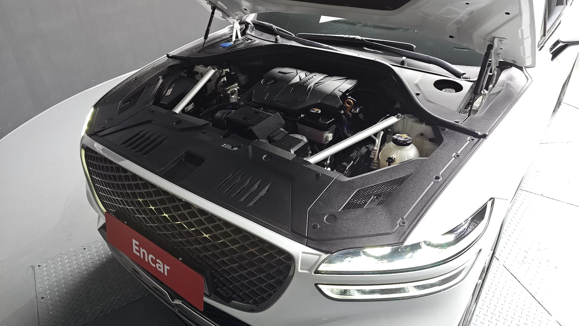 Genesis GV70 2.5T Gasoline AWD, 2021 г. 104314 км. — фото 6
