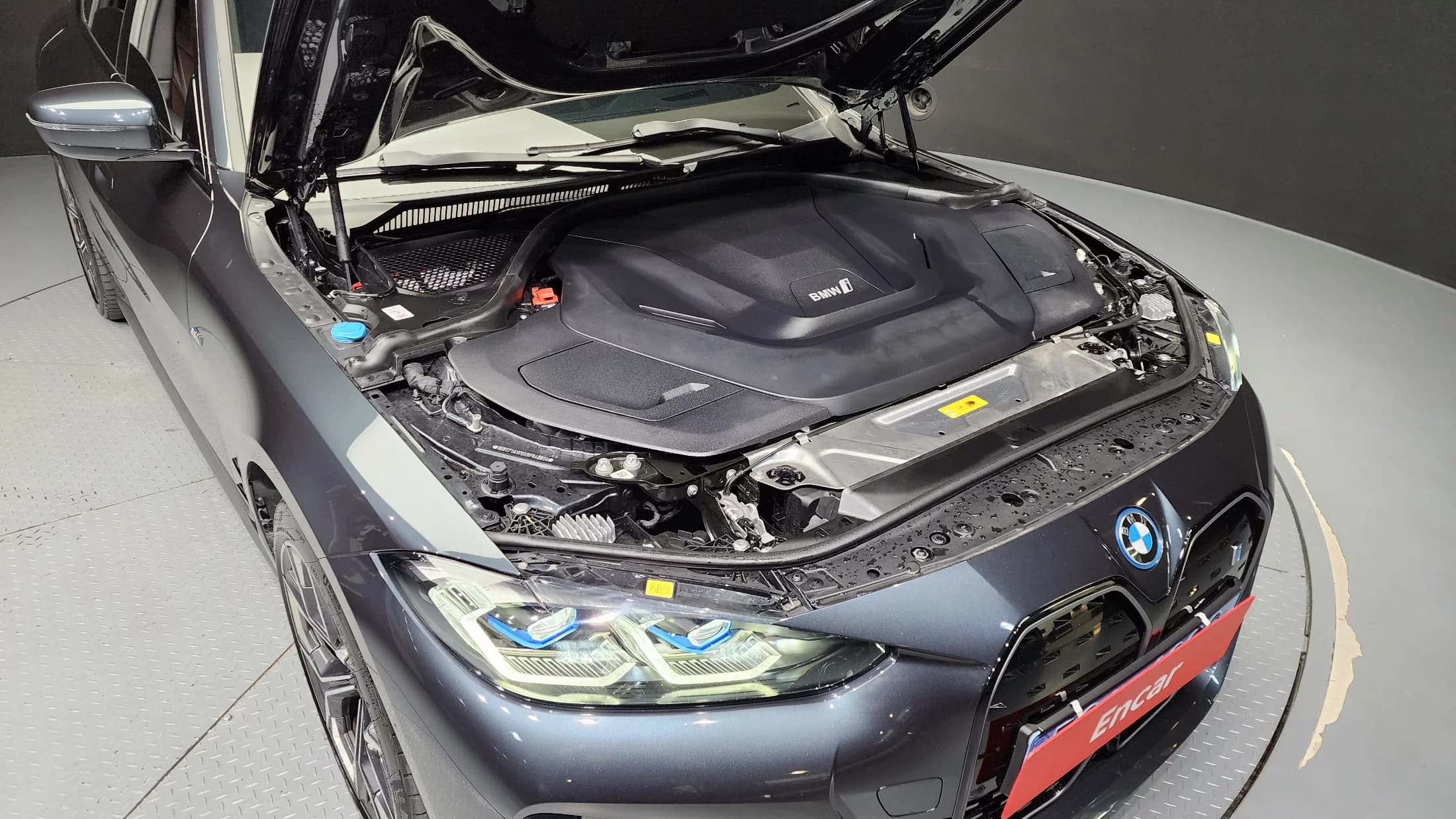 BMW i4 eDrive40 Individual, электромобиль, 2023 г. 25435 км. — фото 6