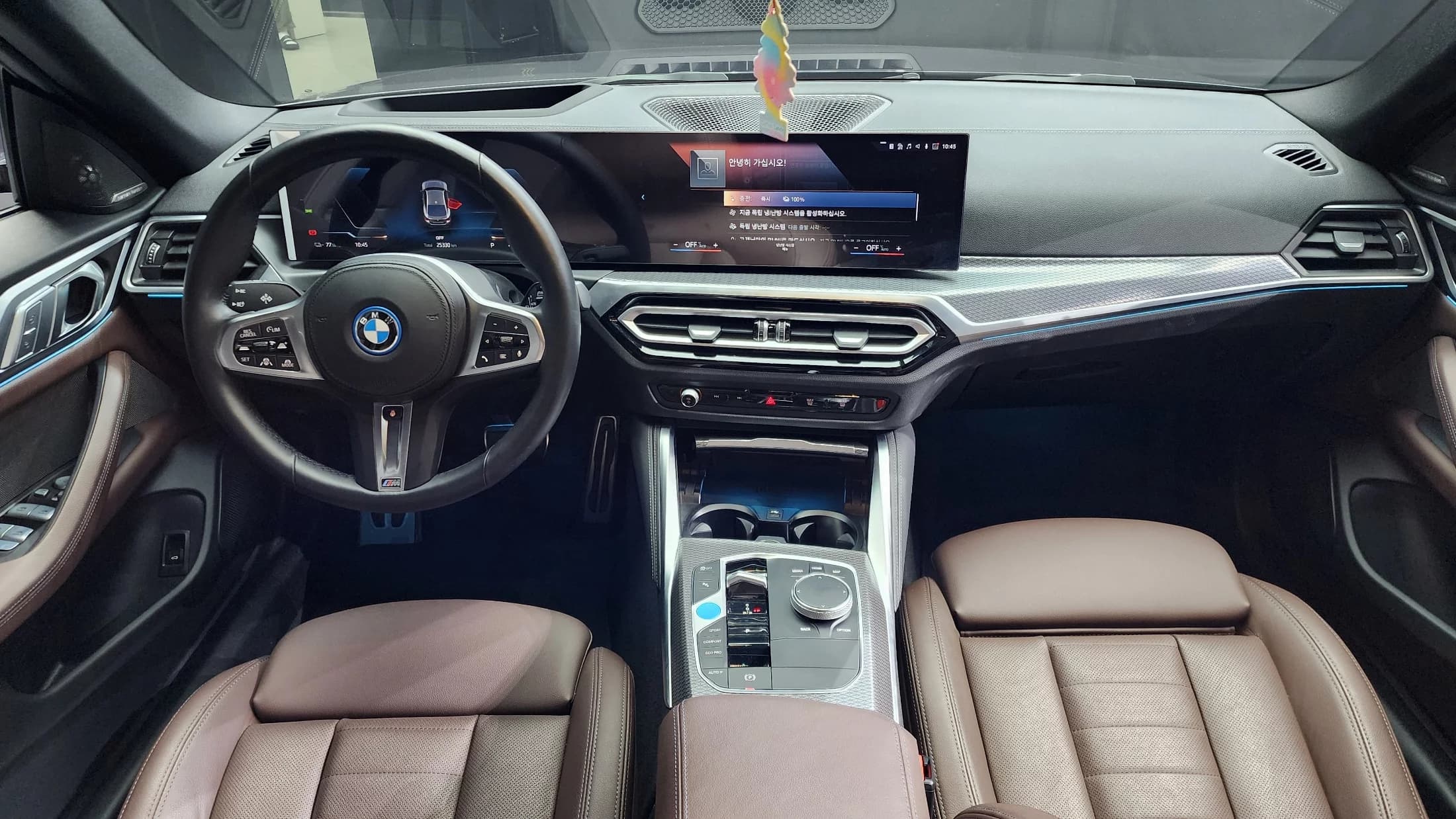 BMW i4 eDrive40 Individual, электромобиль, 2023 г. 25435 км. — фото 7