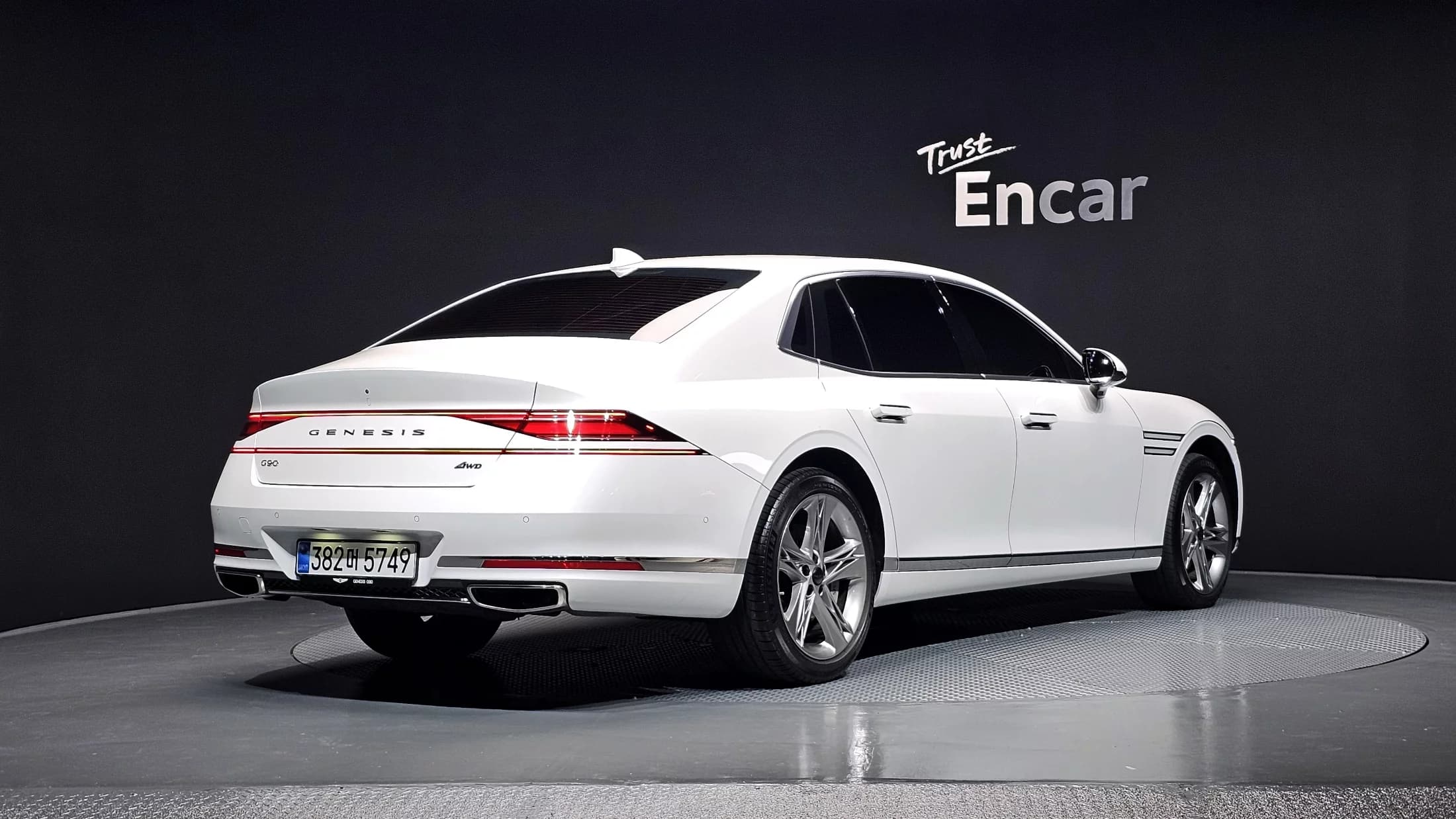Genesis G90 Gasoline 3.5 Turbo AWD, 2022 г. 65099 км. — фото 2
