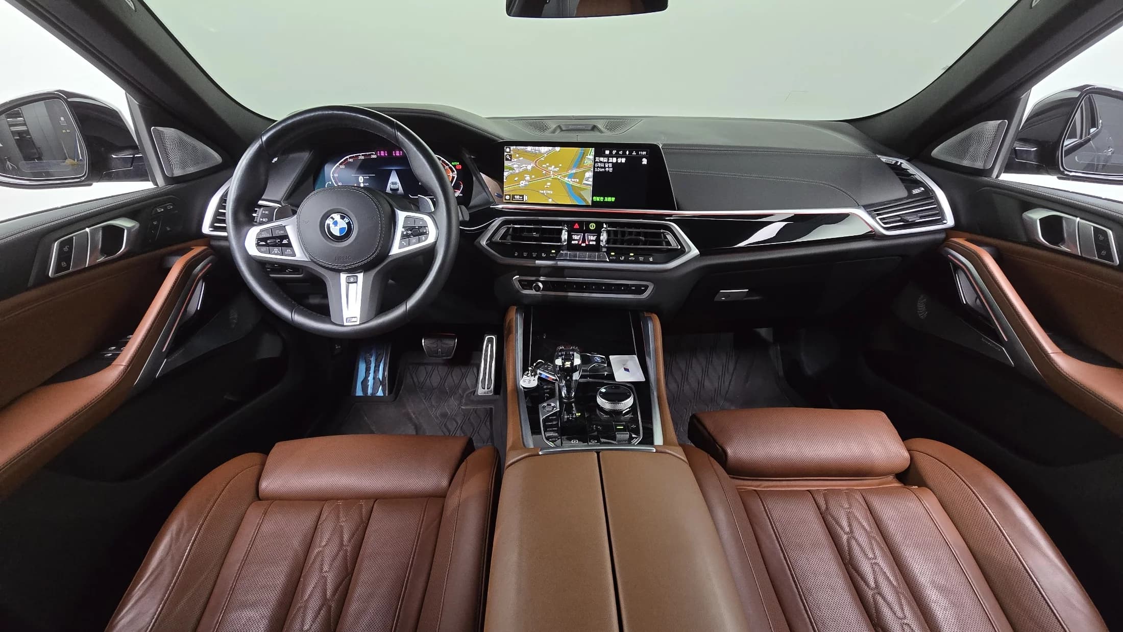 BMW X6 xDrive40d M Sport Online Exclusive, 2023 г. 40630 км. — фото 7