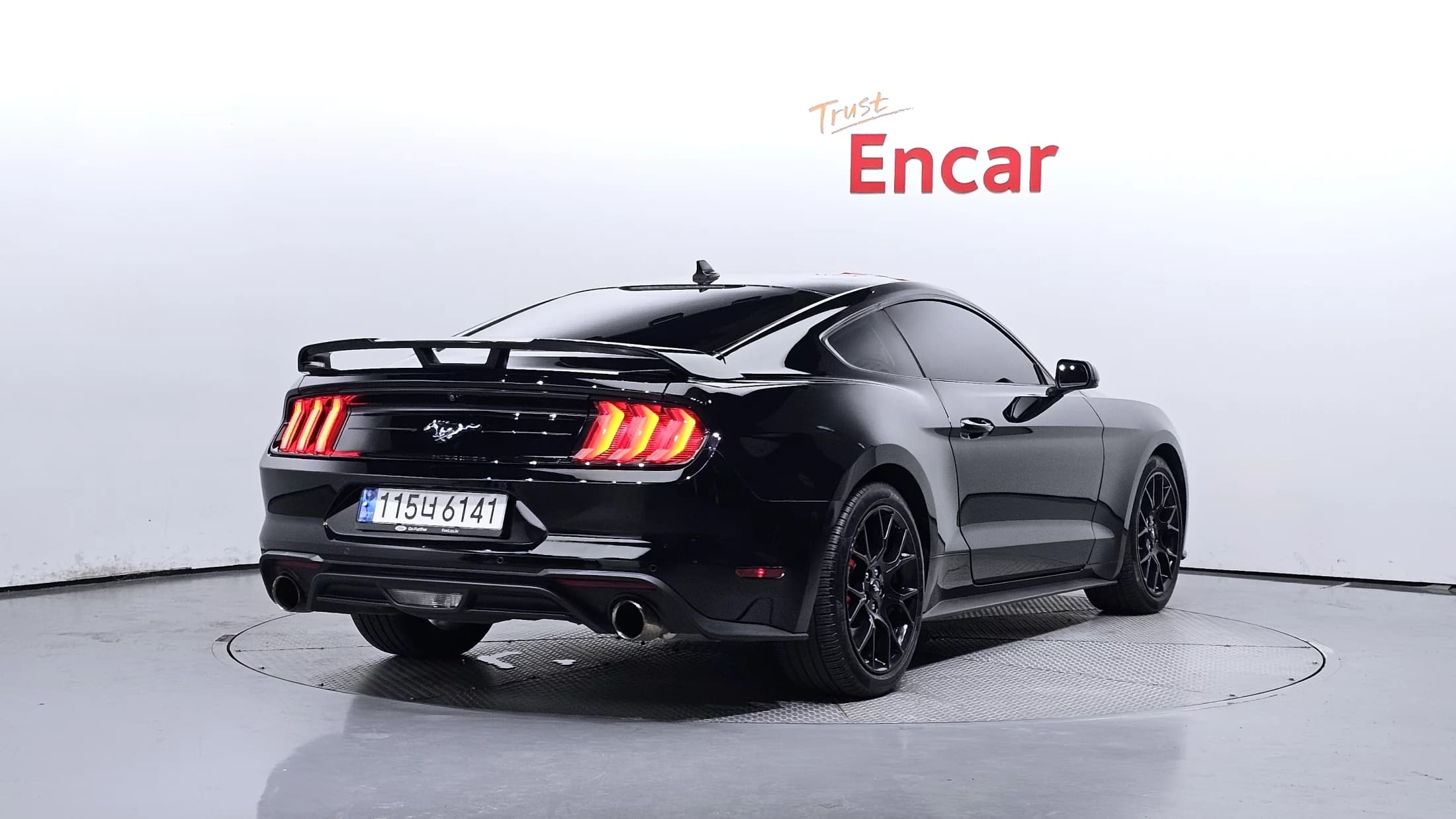 Ford MUSTANG Coupe, 2021 г. 63170 км. — фото 2