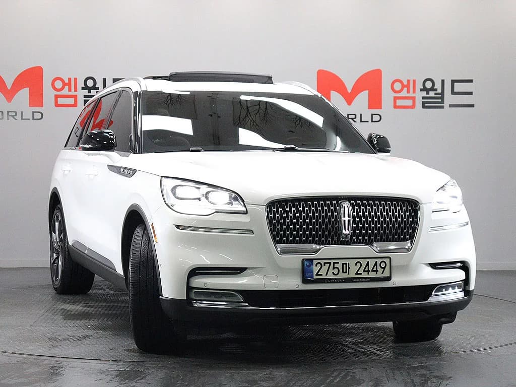 Lincoln AVIATOR 3.0 Reserve  AWD, 2021 г. 121914 км. — фото 2