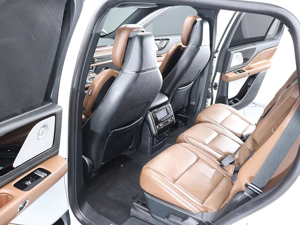 Lincoln AVIATOR 3.0 Reserve  AWD, 2021 г. 121914 км. — фото 15